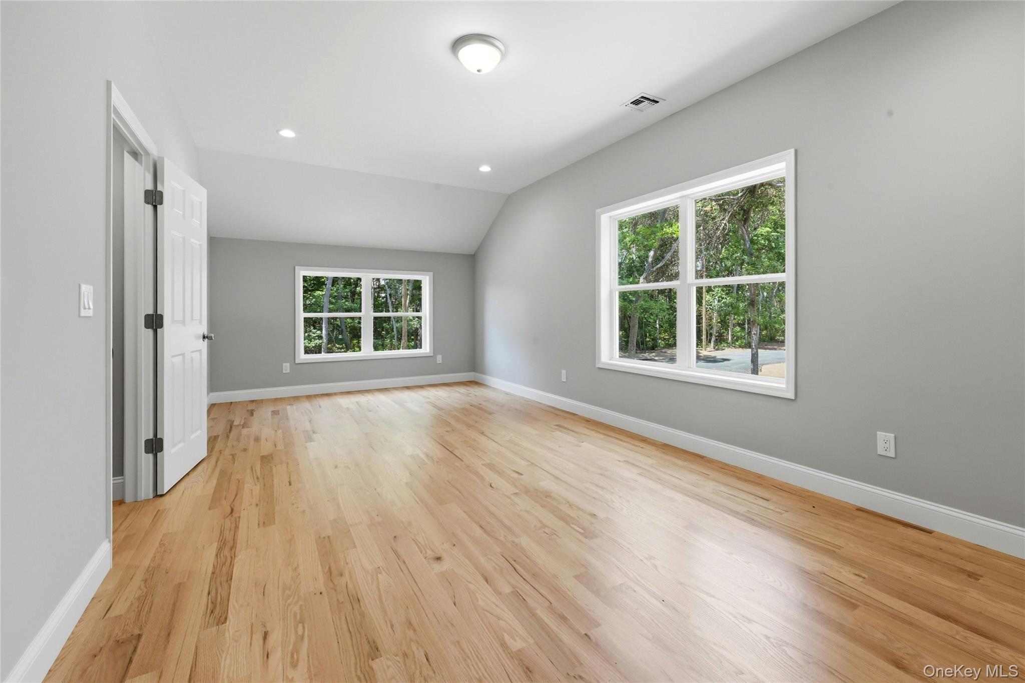 37 2nd Street Property Photo 14