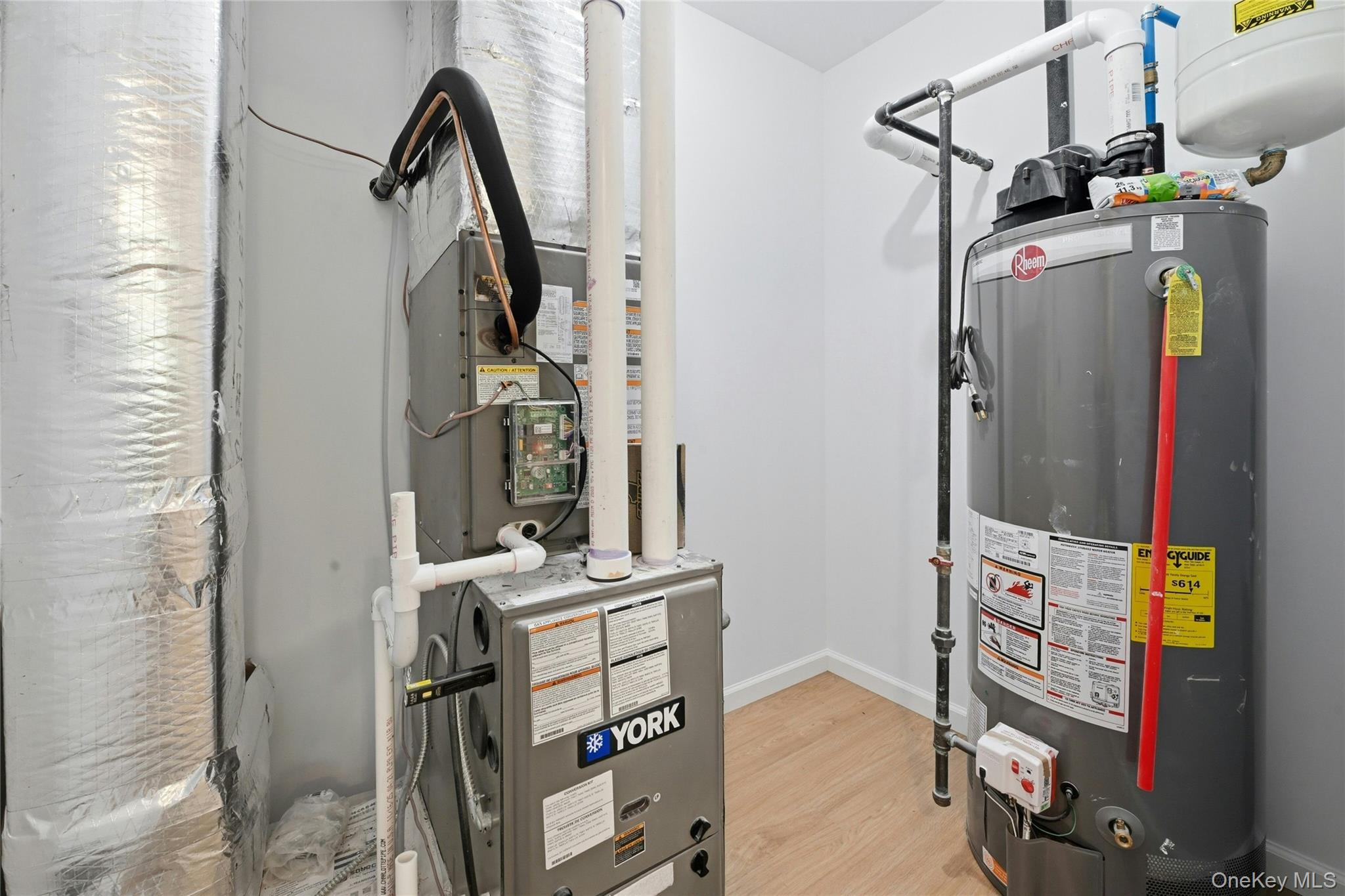 37 2nd Street Property Photo 26