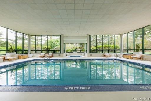 111 Cherry Valley M16 Property Photo 14