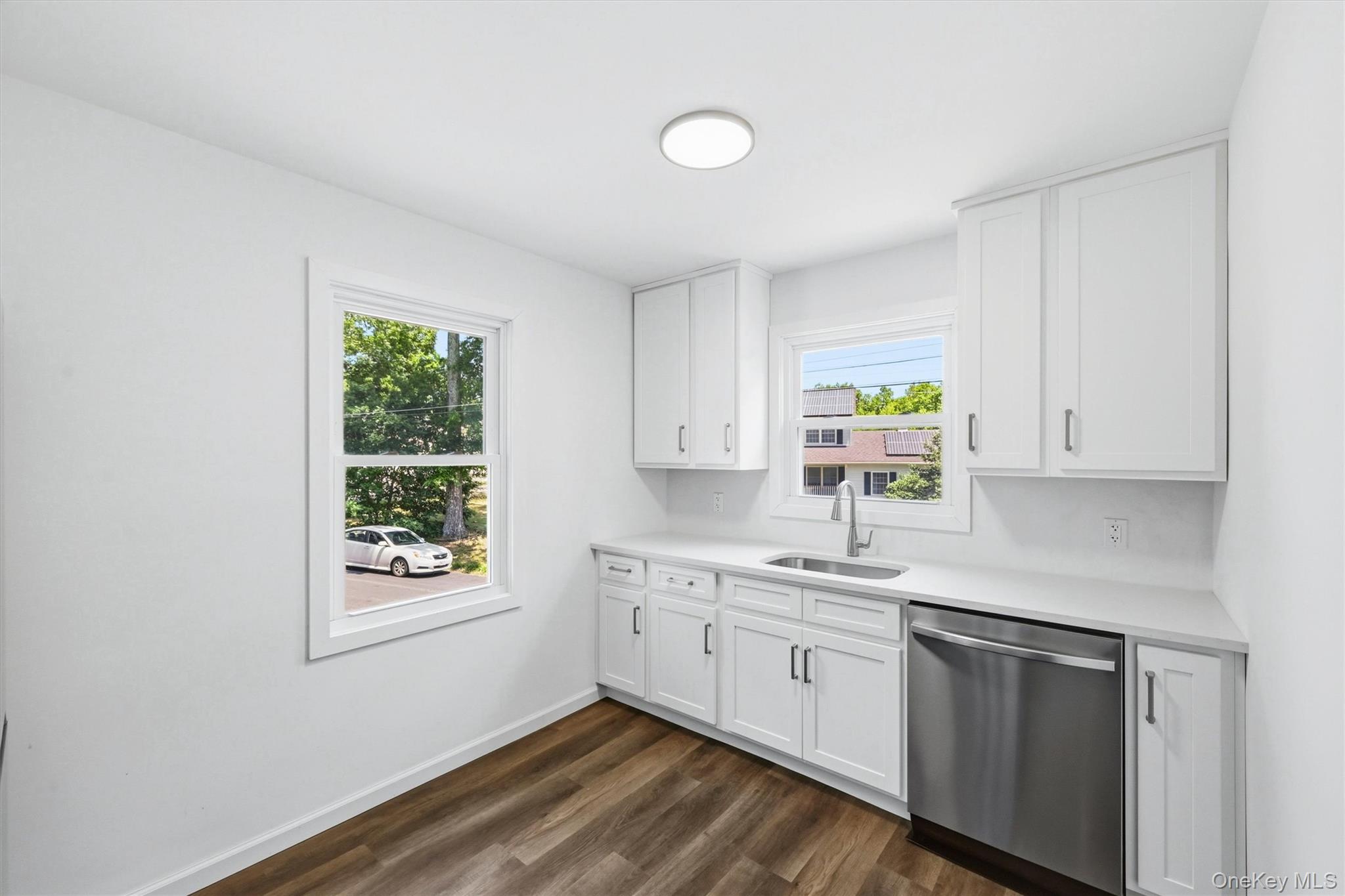 8 E Green Road Property Photo 12