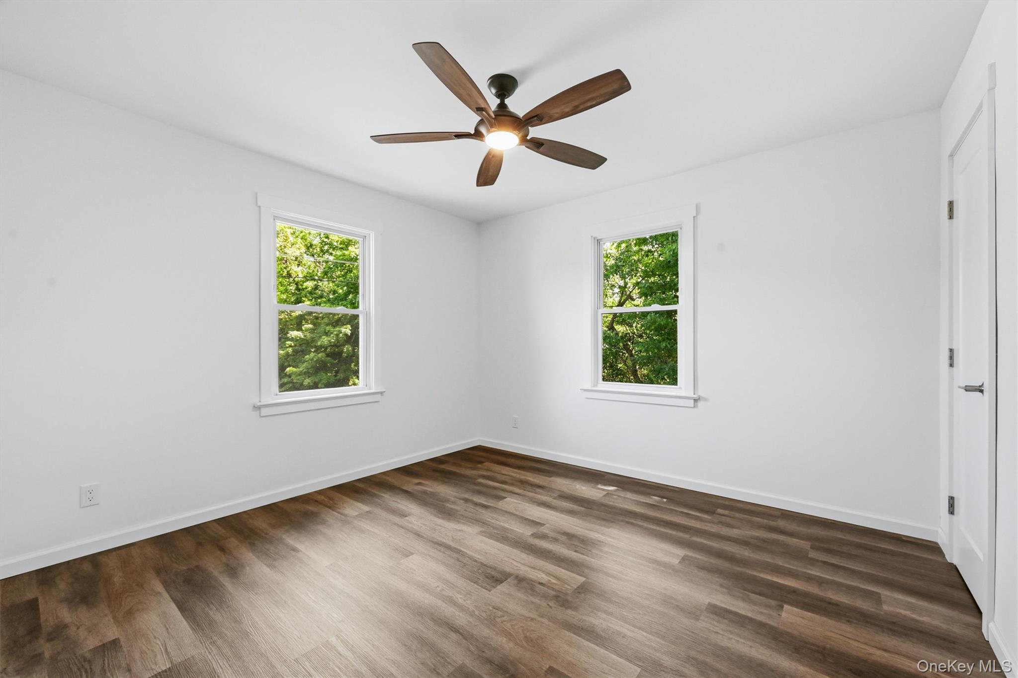 8 E Green Road Property Photo 16