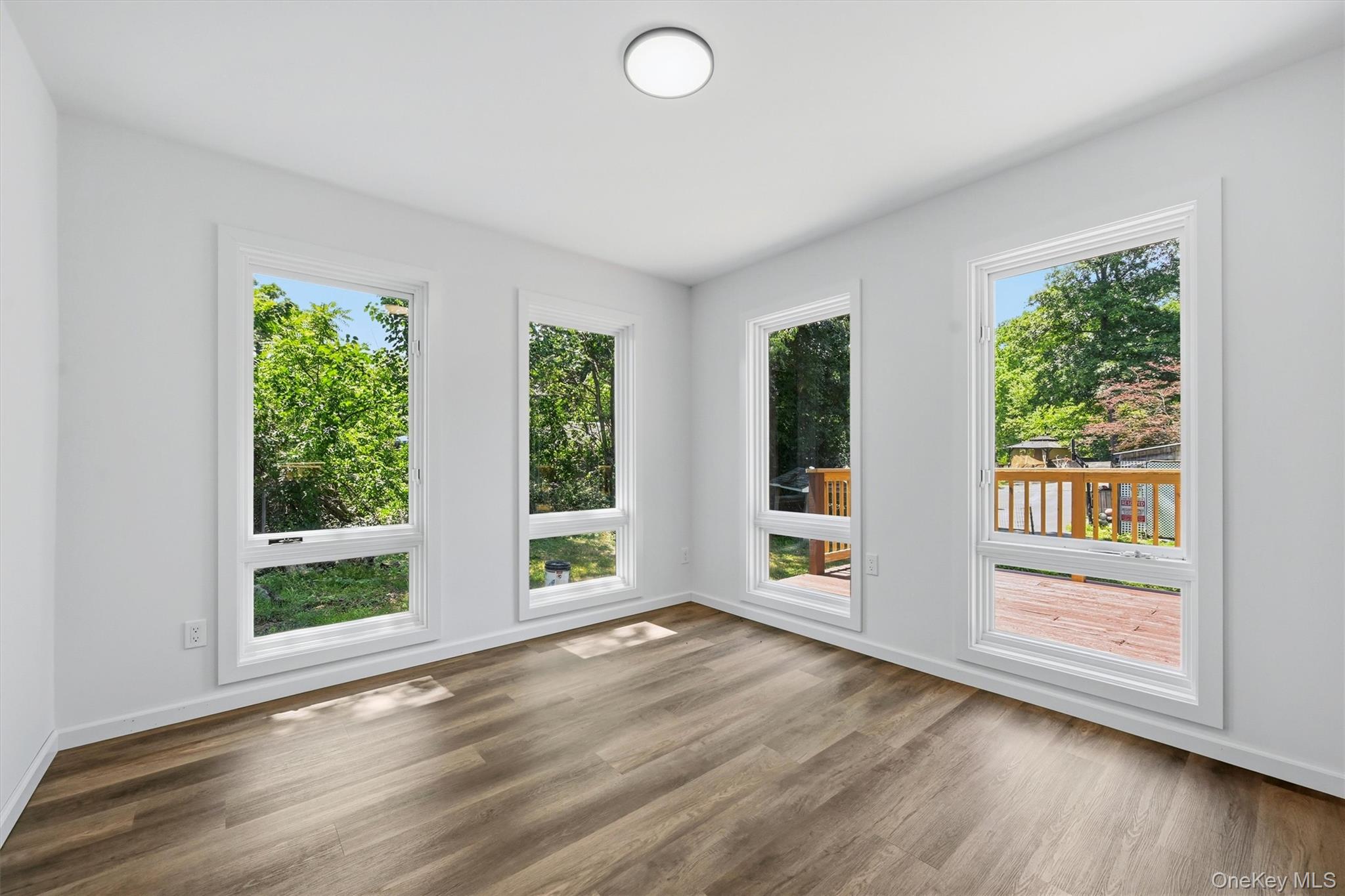 8 E Green Road Property Photo 19