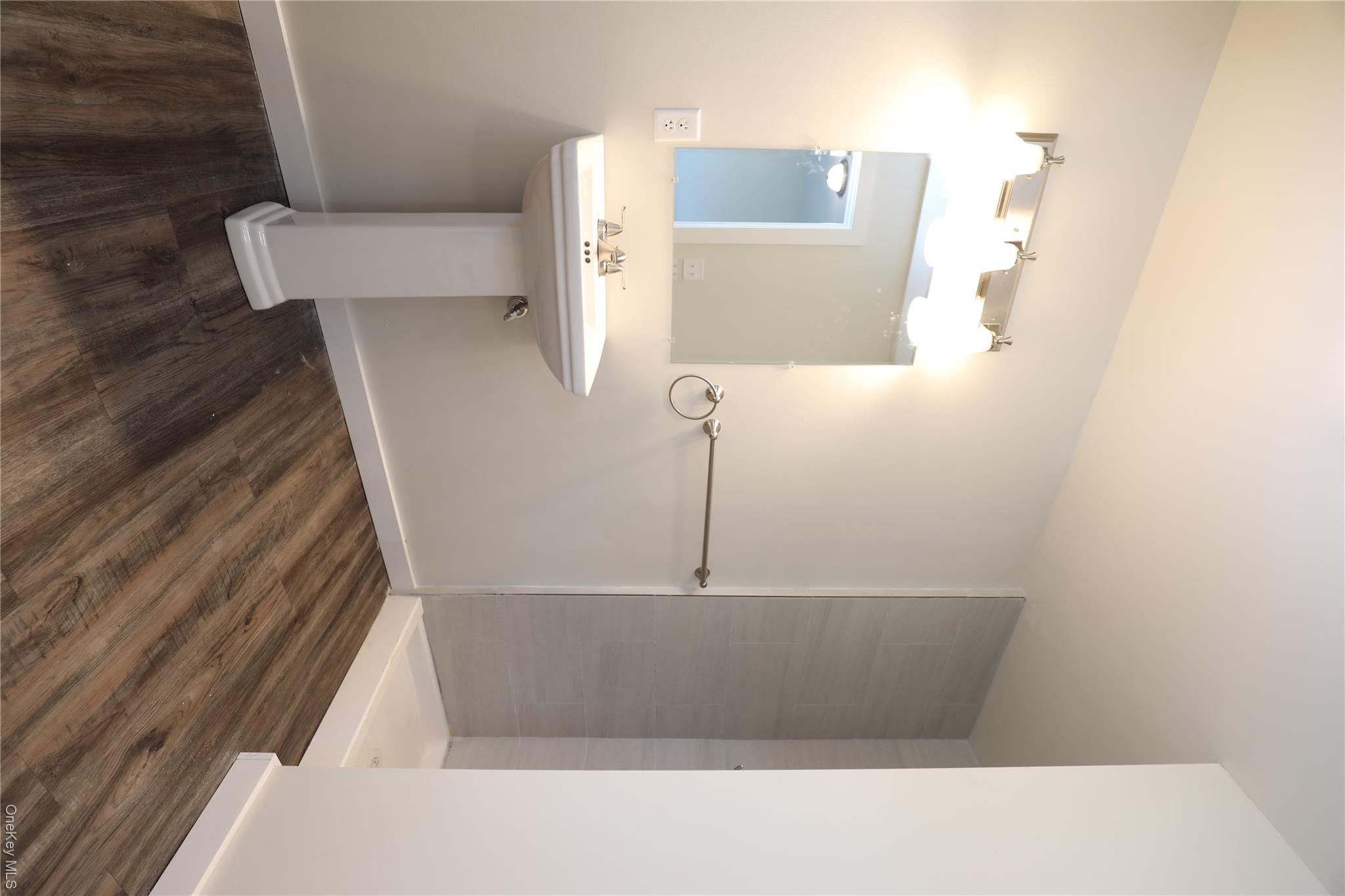 14311 Route 9w 2 Property Photo 5
