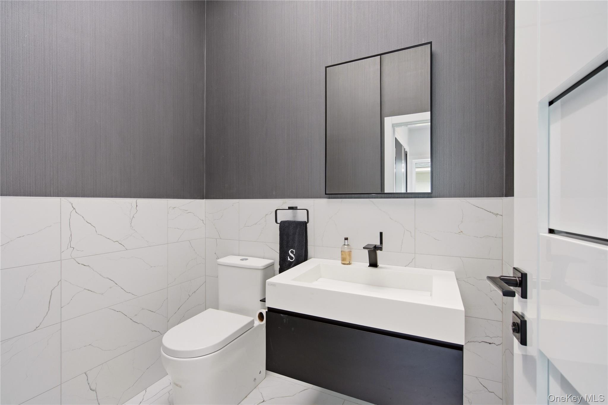 3 Engineers Road Property Photo 15