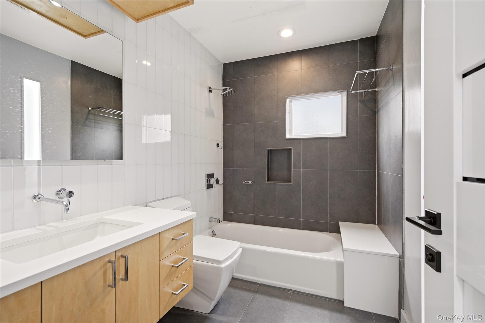 3 Engineers Road Property Photo 17
