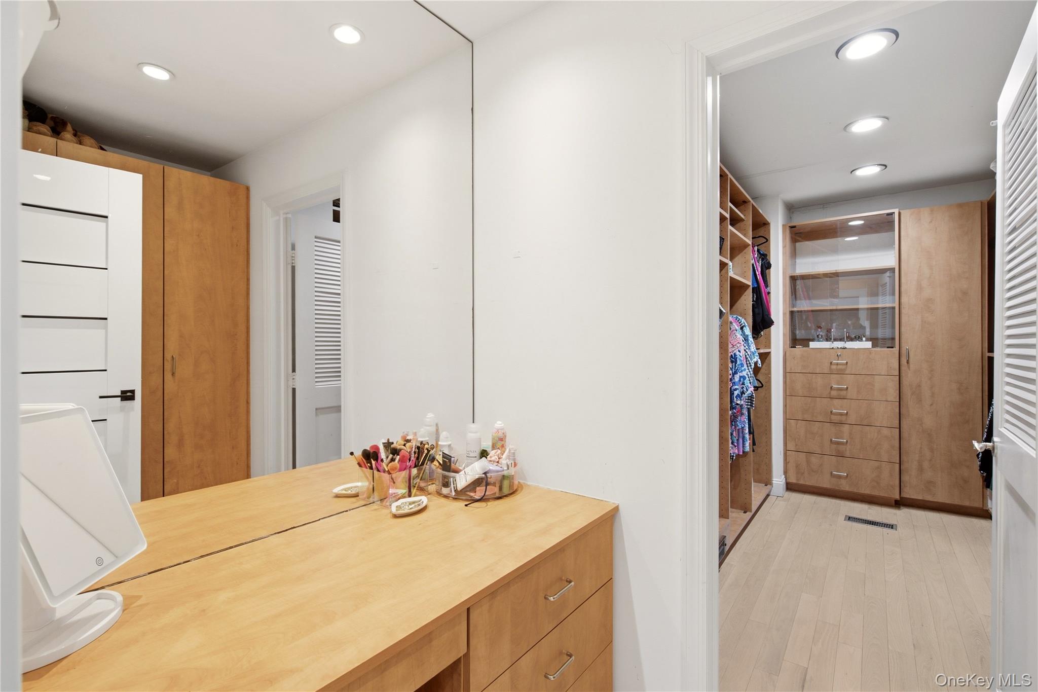 3 Engineers Road Property Photo 25