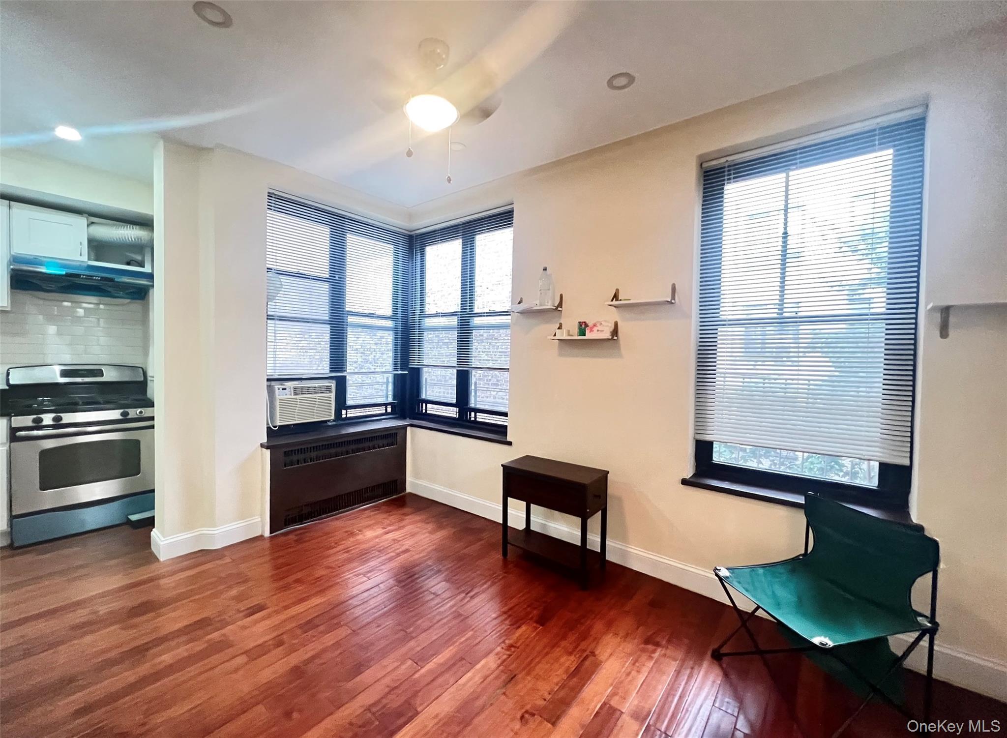 82-01 Britton Avenue 5k Property Photo 4