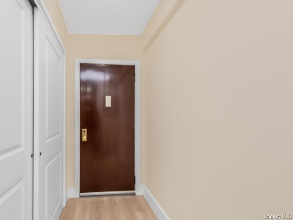 820 Boynton Avenue 7a Property Photo 12