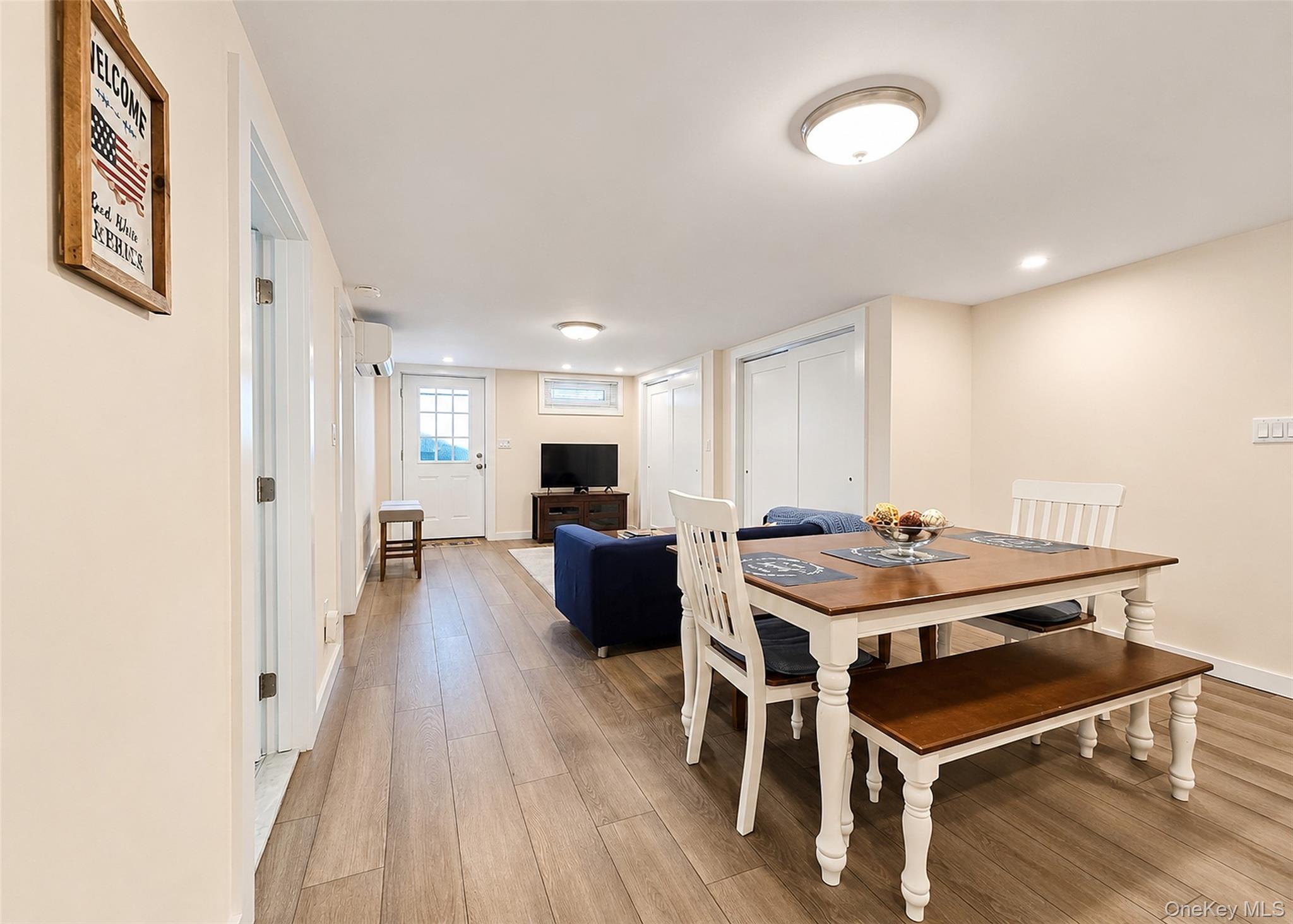 7 Talbot Lane Property Photo 24