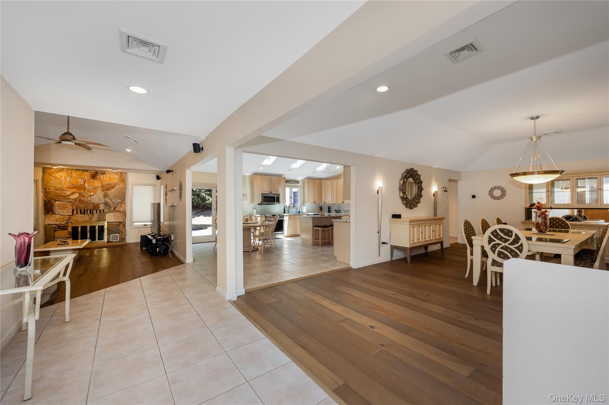 6 Twilight Court Property Photo 7