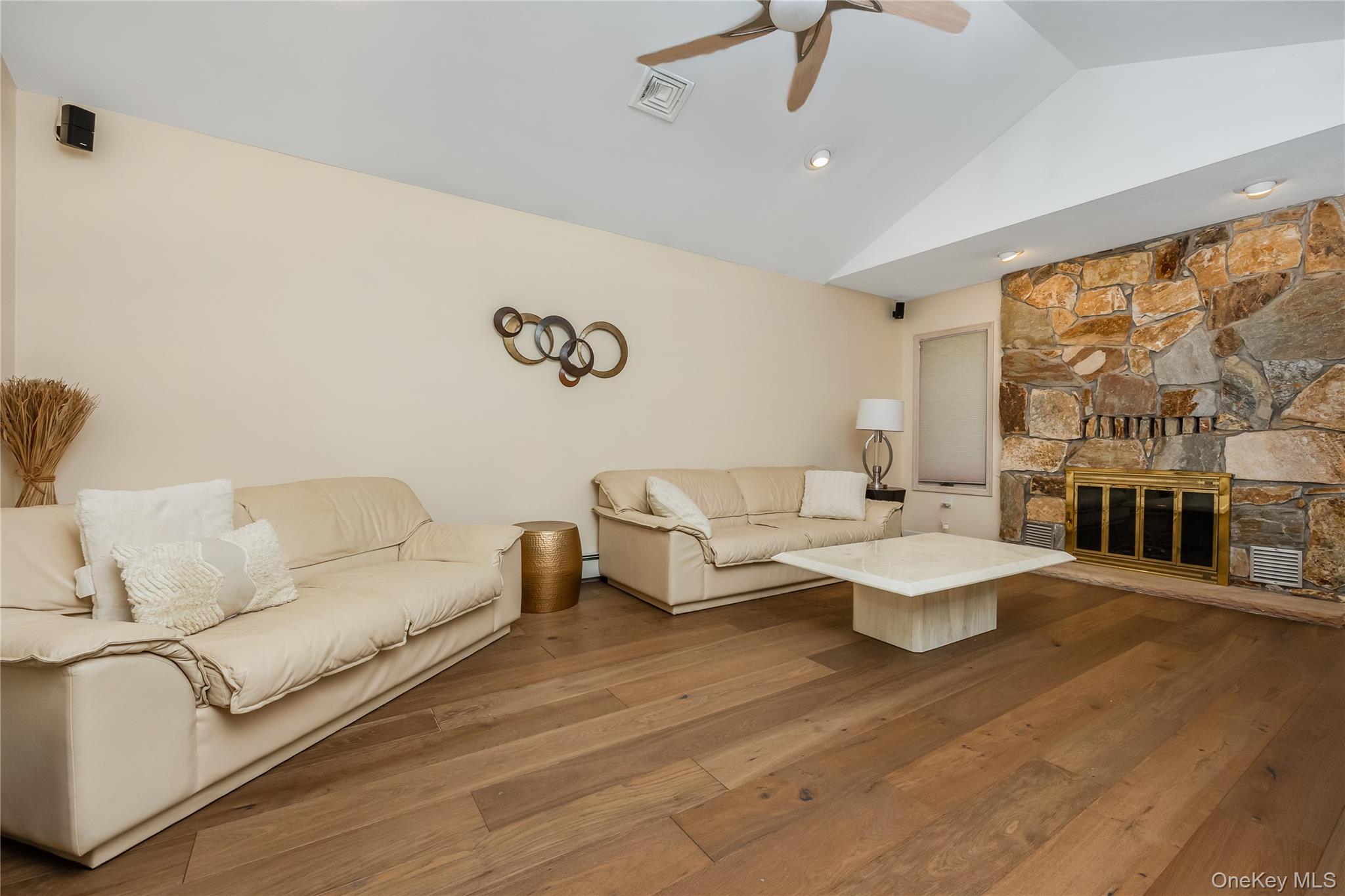 6 Twilight Court Property Photo 15