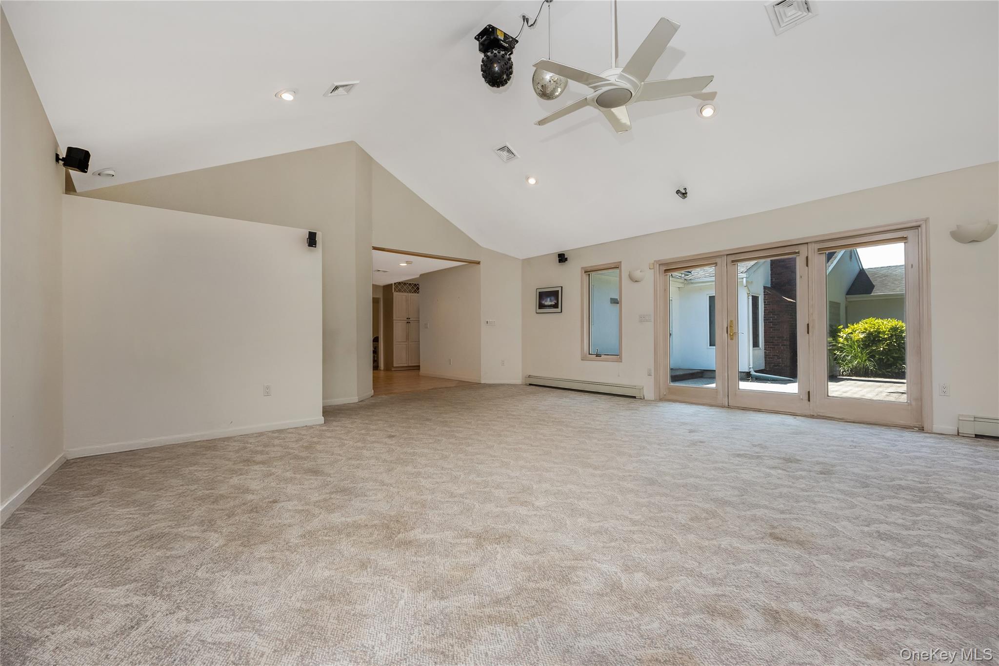 6 Twilight Court Property Photo 18