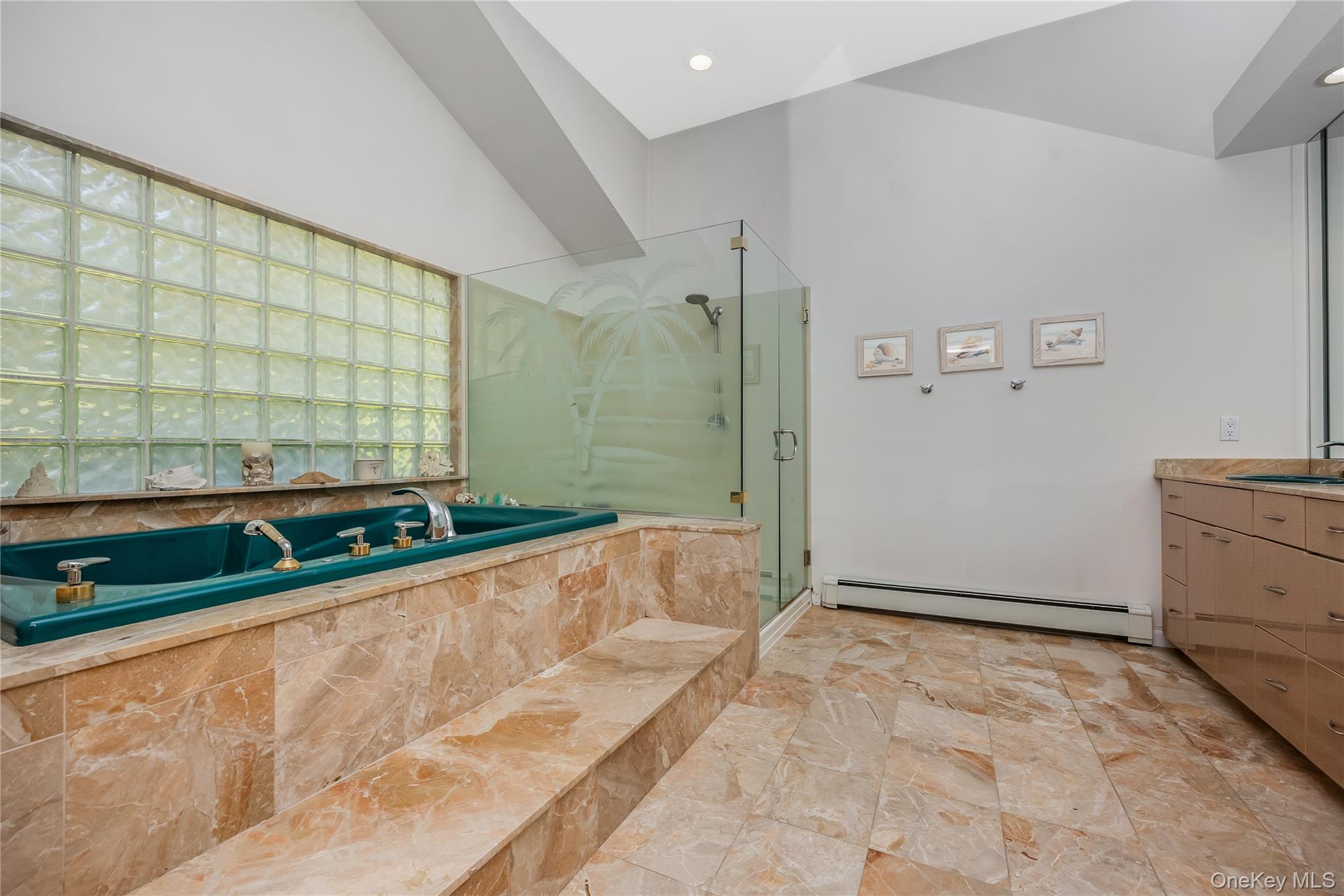 6 Twilight Court Property Photo 32