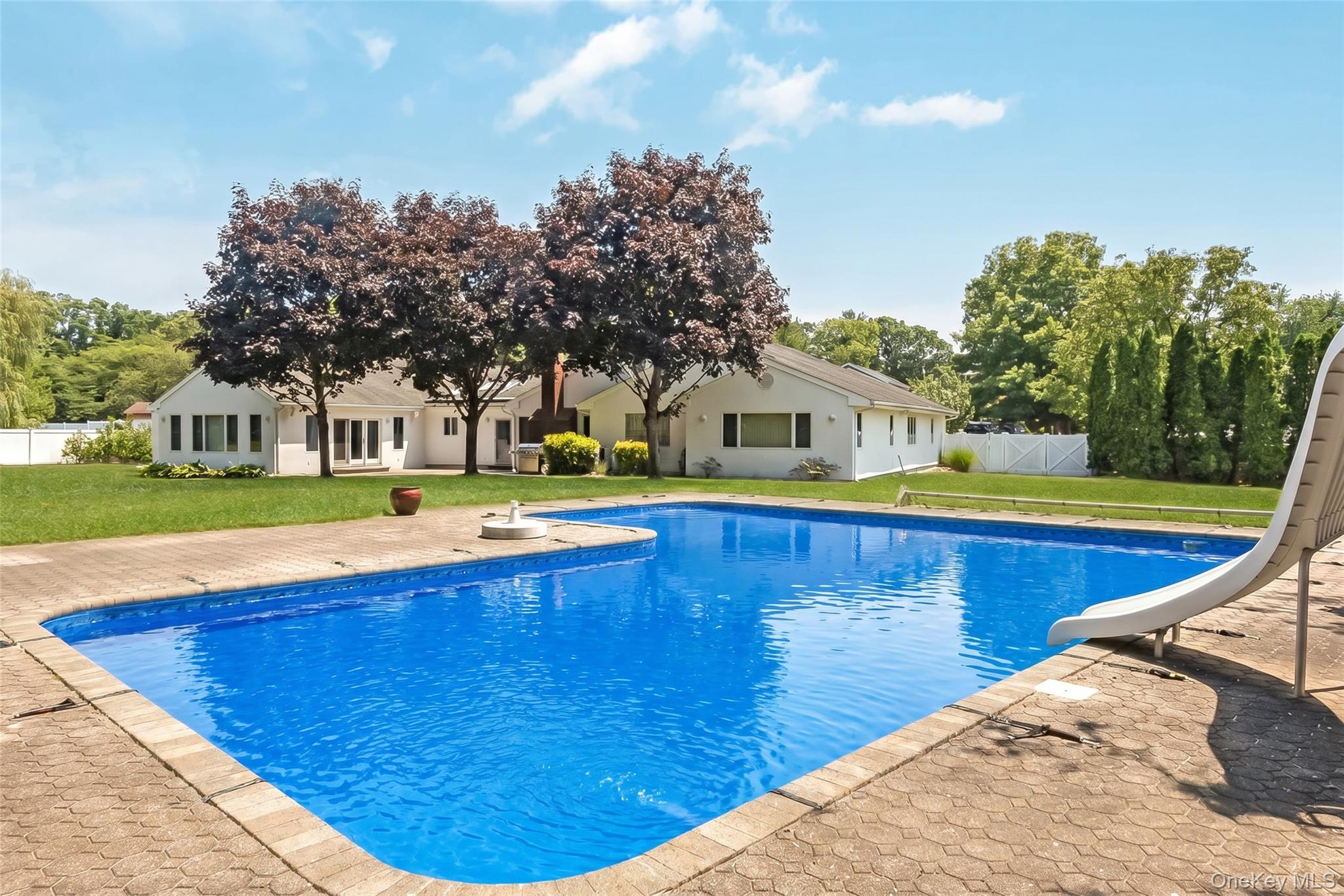 6 Twilight Court Property Photo 40