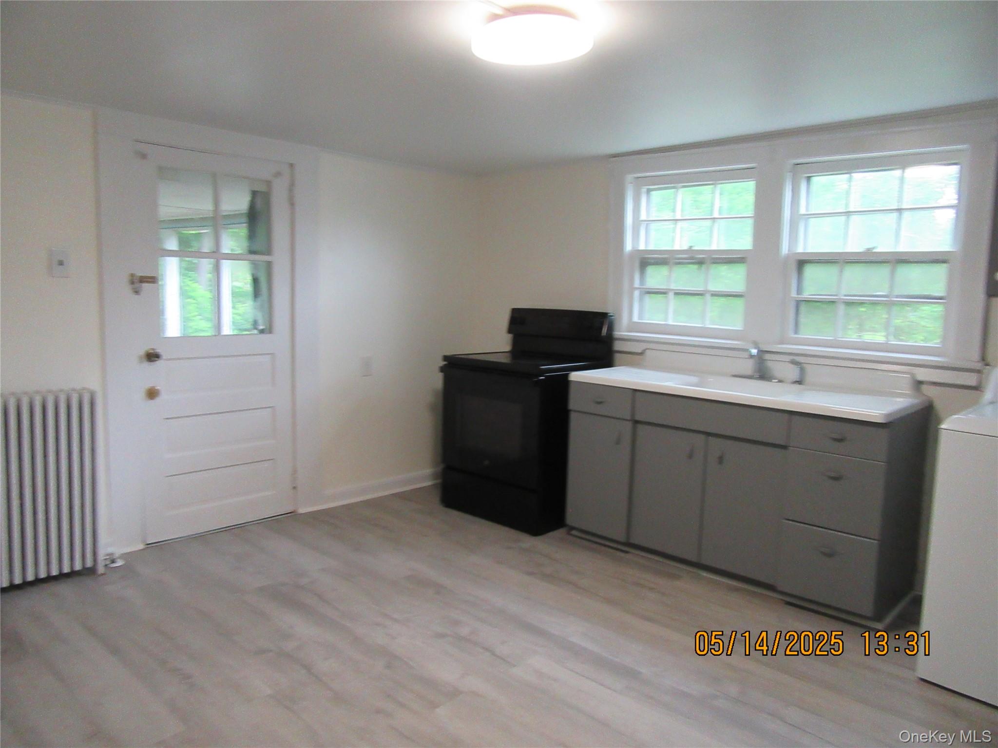 36 E Main Street Property Photo 9
