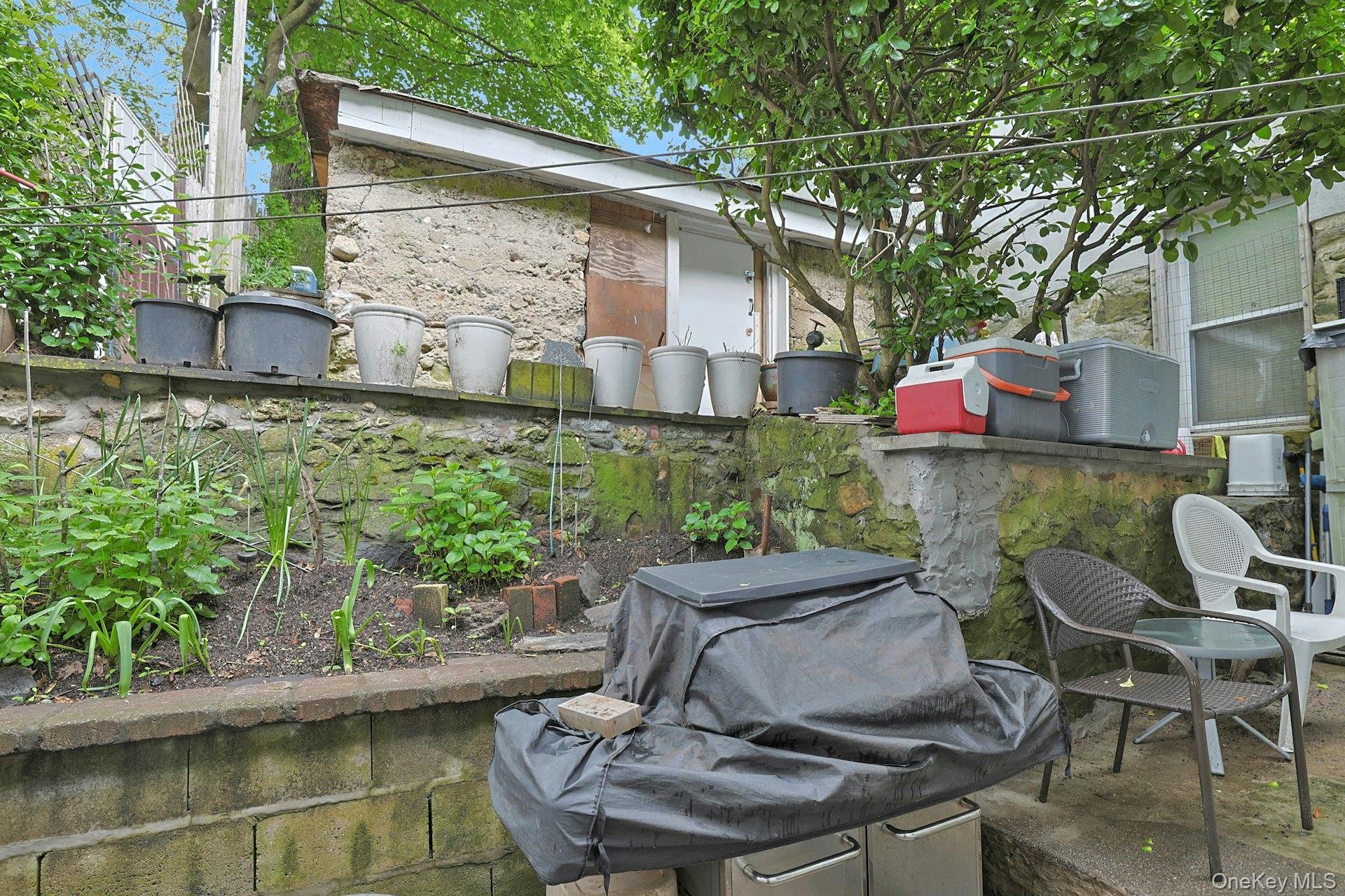 91 Ferris Avenue Property Photo 10
