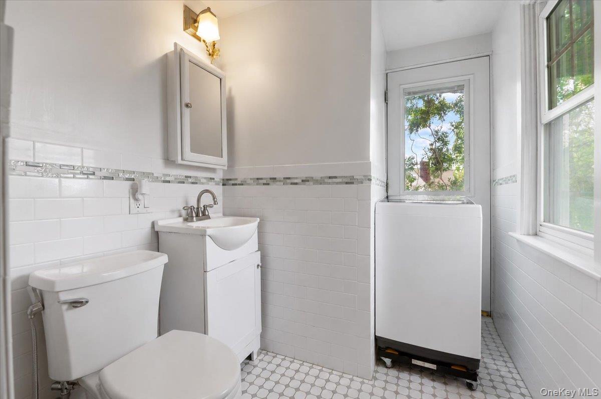 644 E 24th Street Property Photo 21