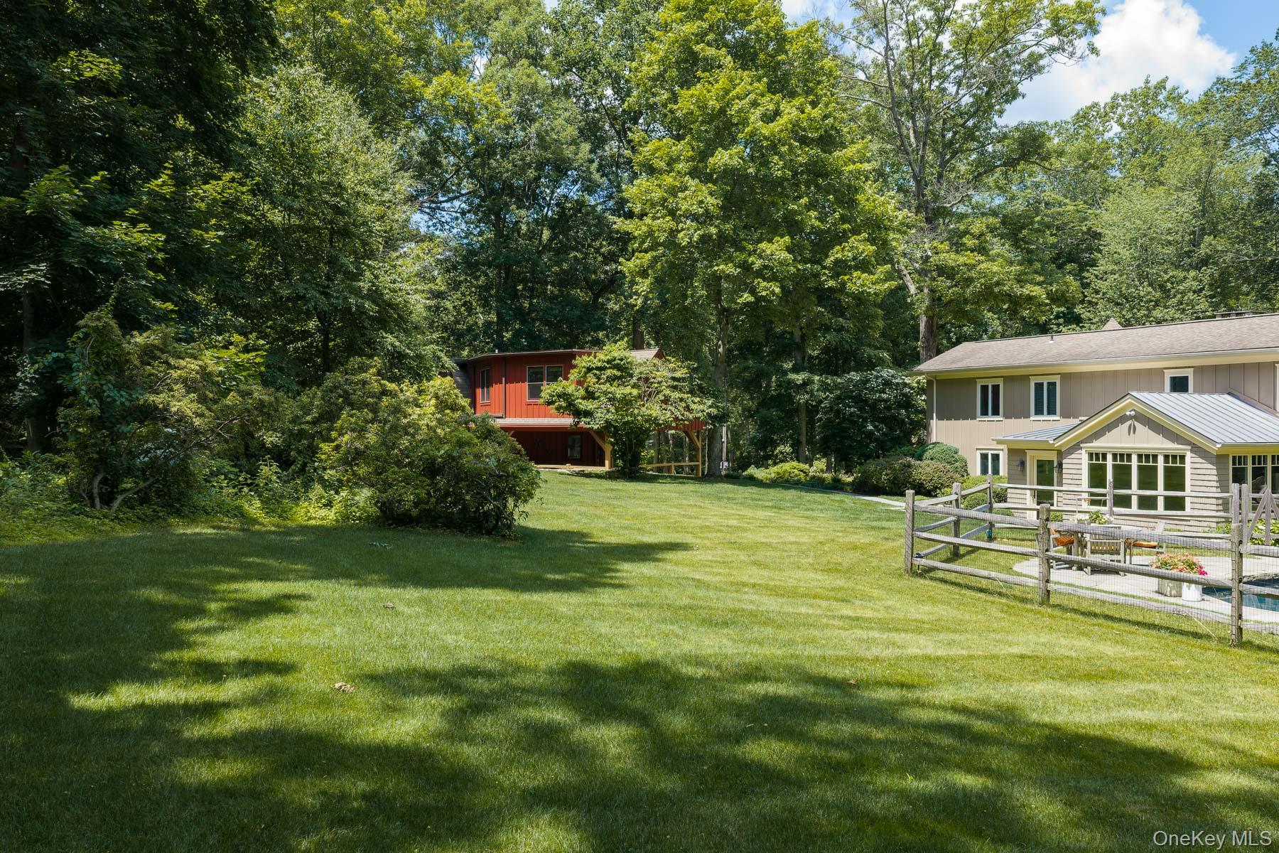 28 Bayberry Lane Property Photo 3