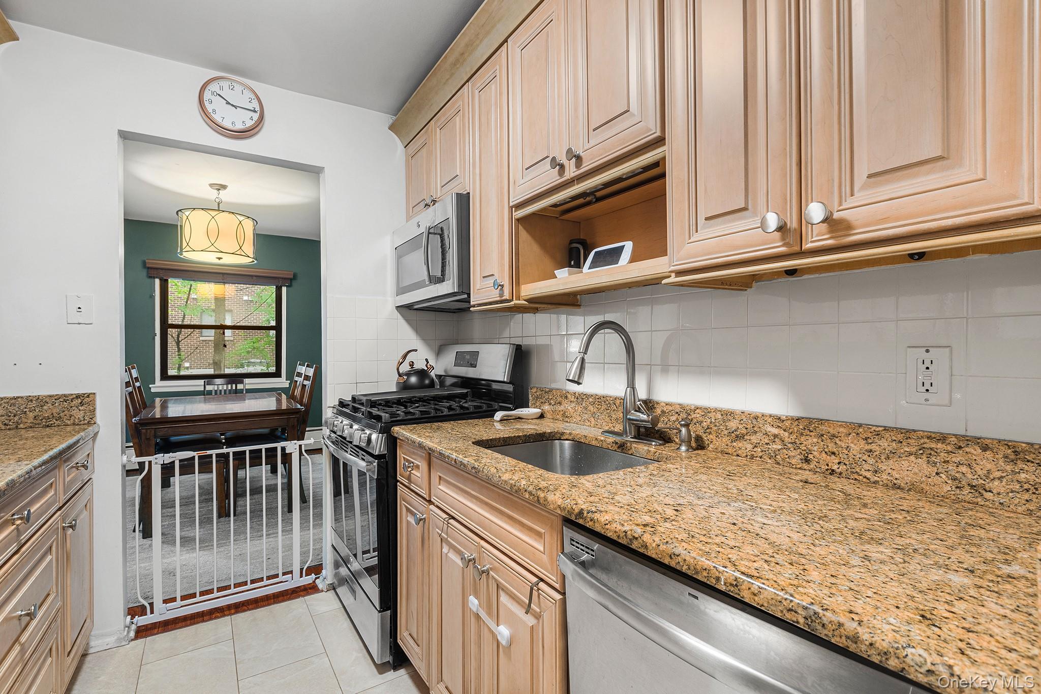 2241 Palmer Avenue 3e Property Photo 24