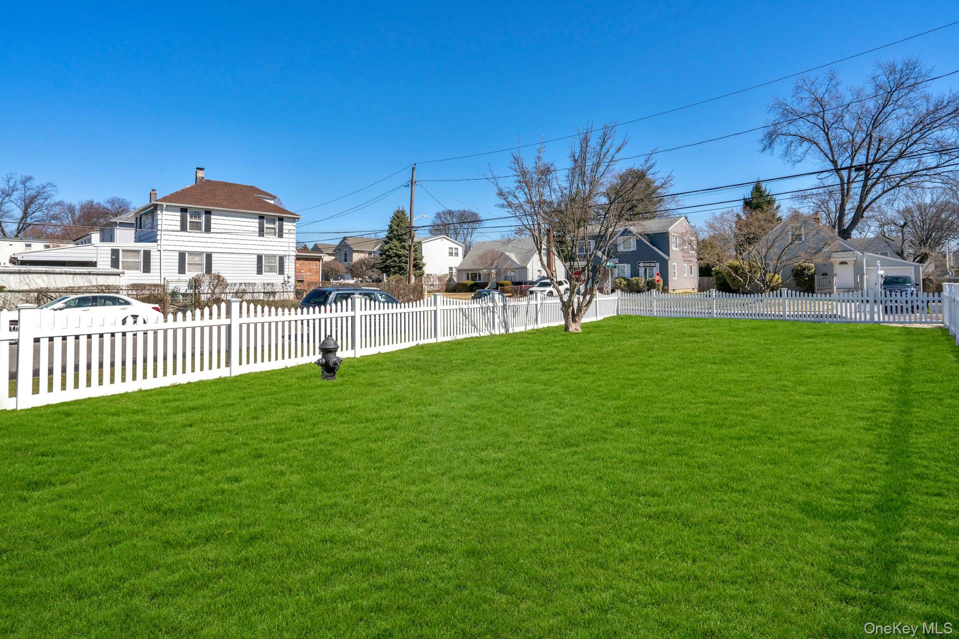 25 E Miller Street Property Photo 16