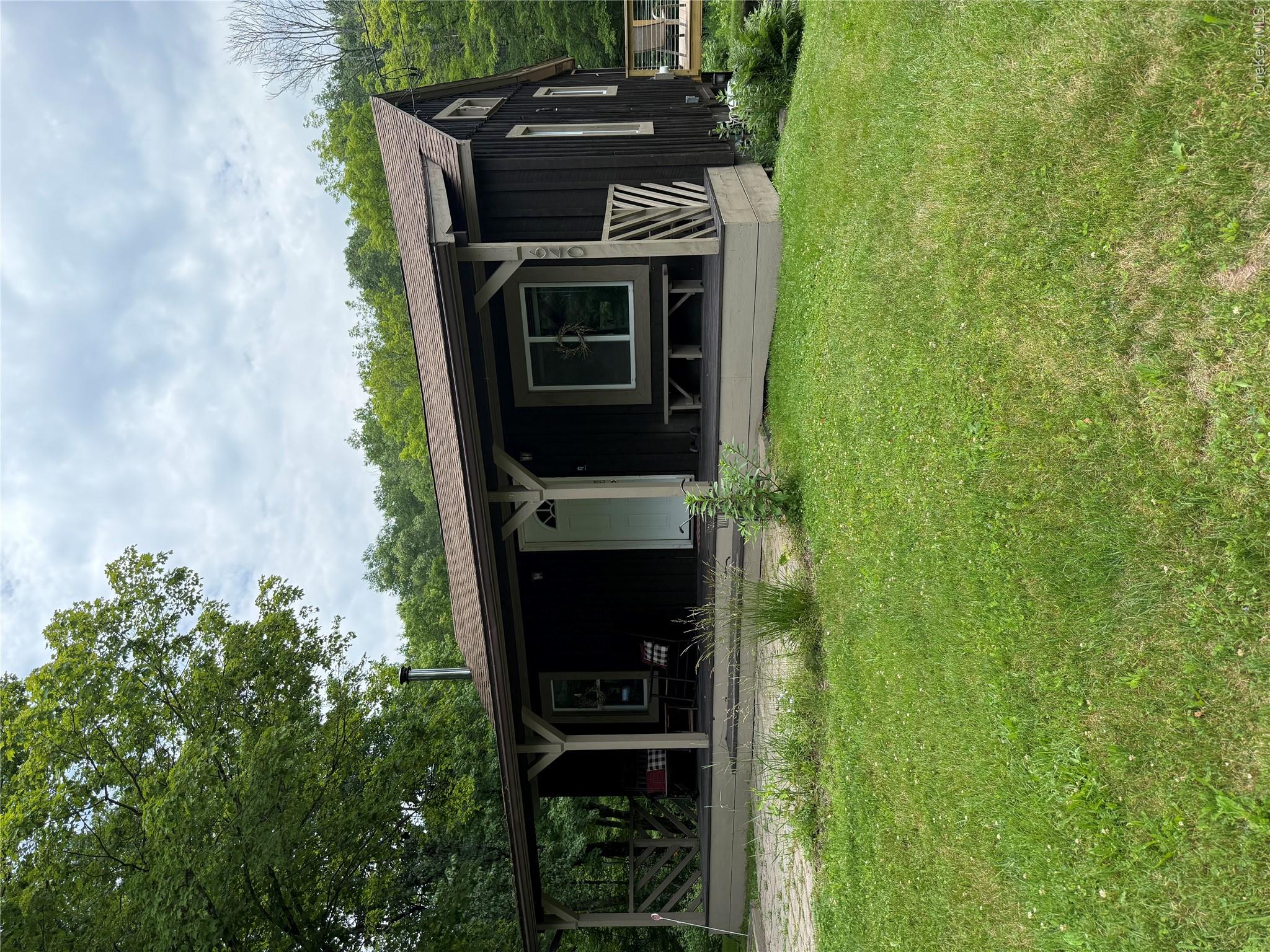 640 Debruce Road Property Photo 2