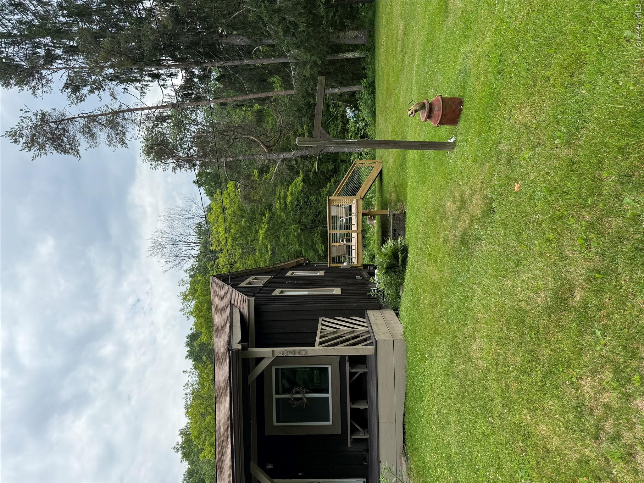 640 Debruce Road Property Photo 4