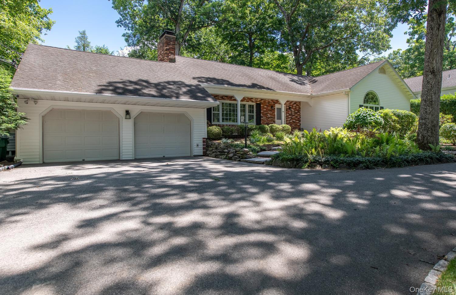 44 Pleasant Ridge Drive Property Photo 1