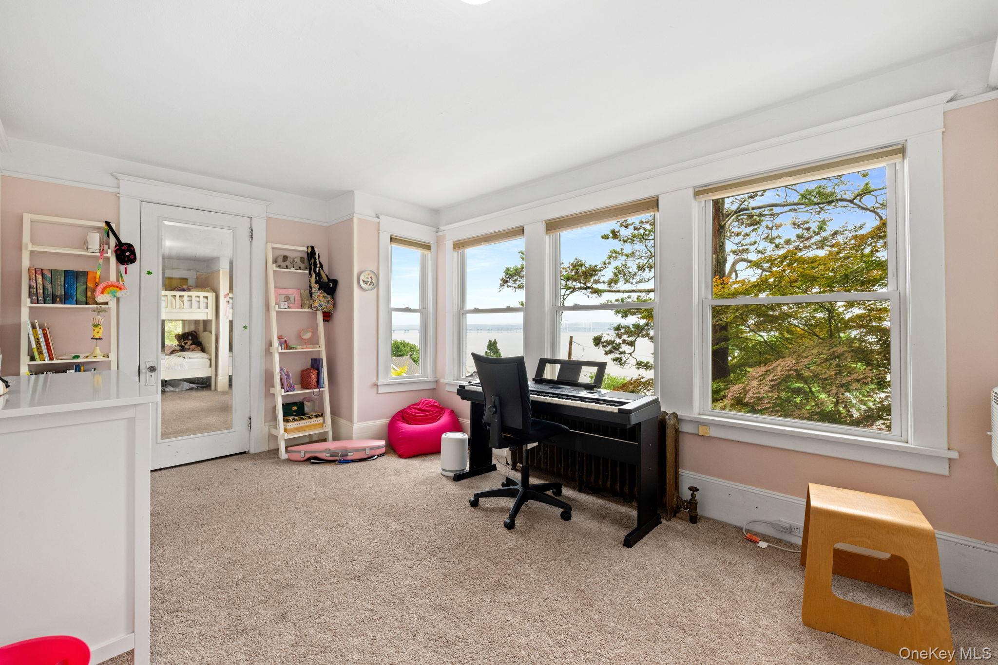 35 Upper Ritie Street Property Photo 31
