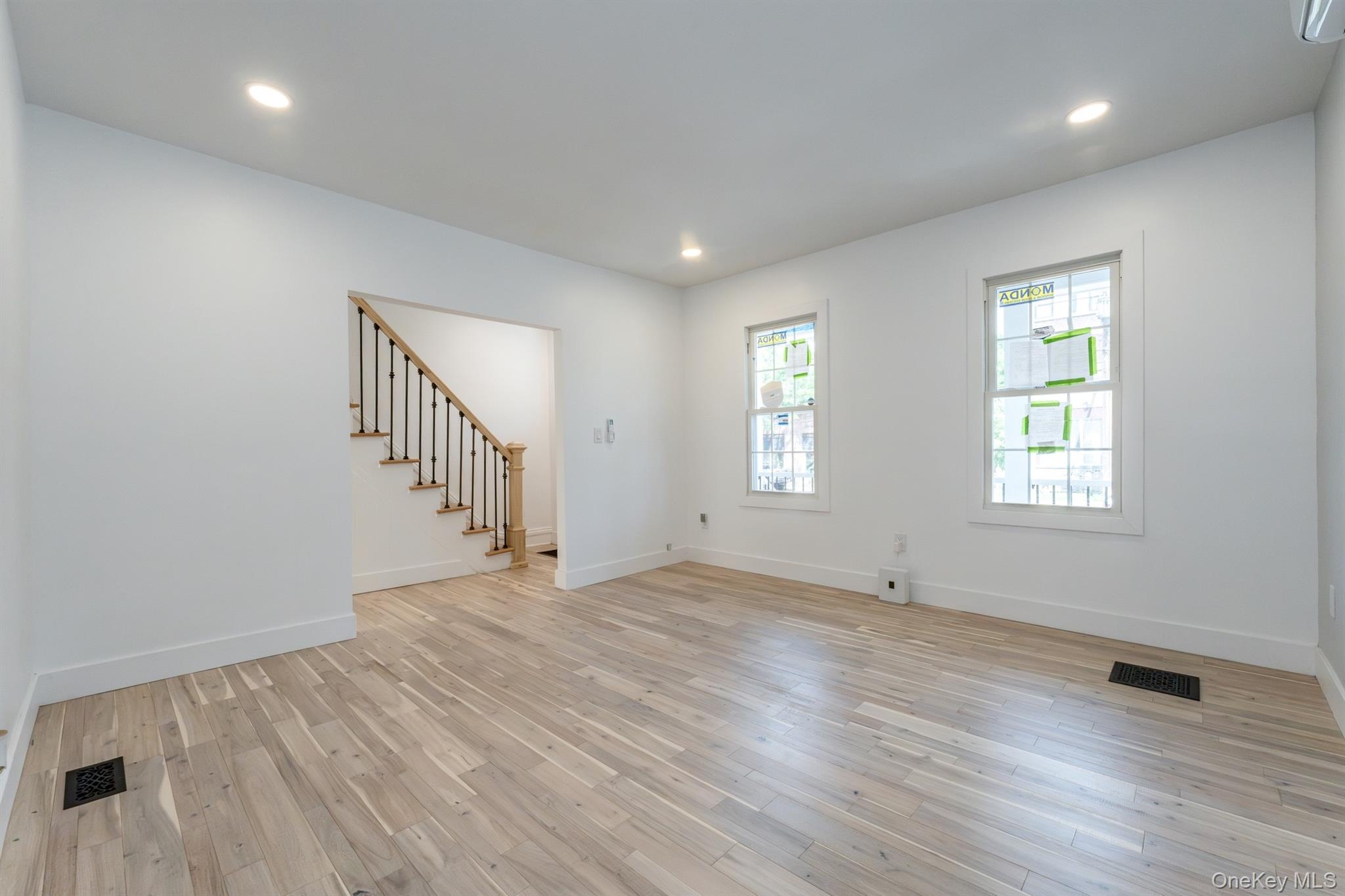 110 Greenkill Avenue Property Photo 7