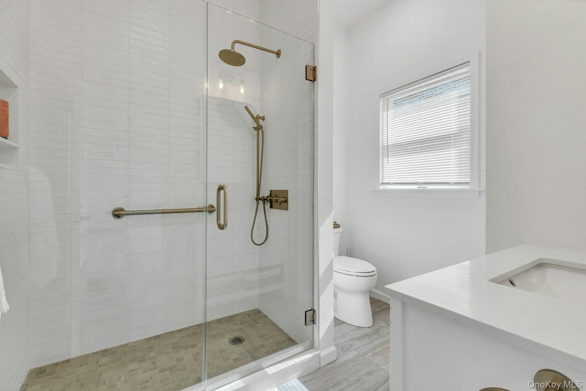 56 S Country Road Property Photo 18