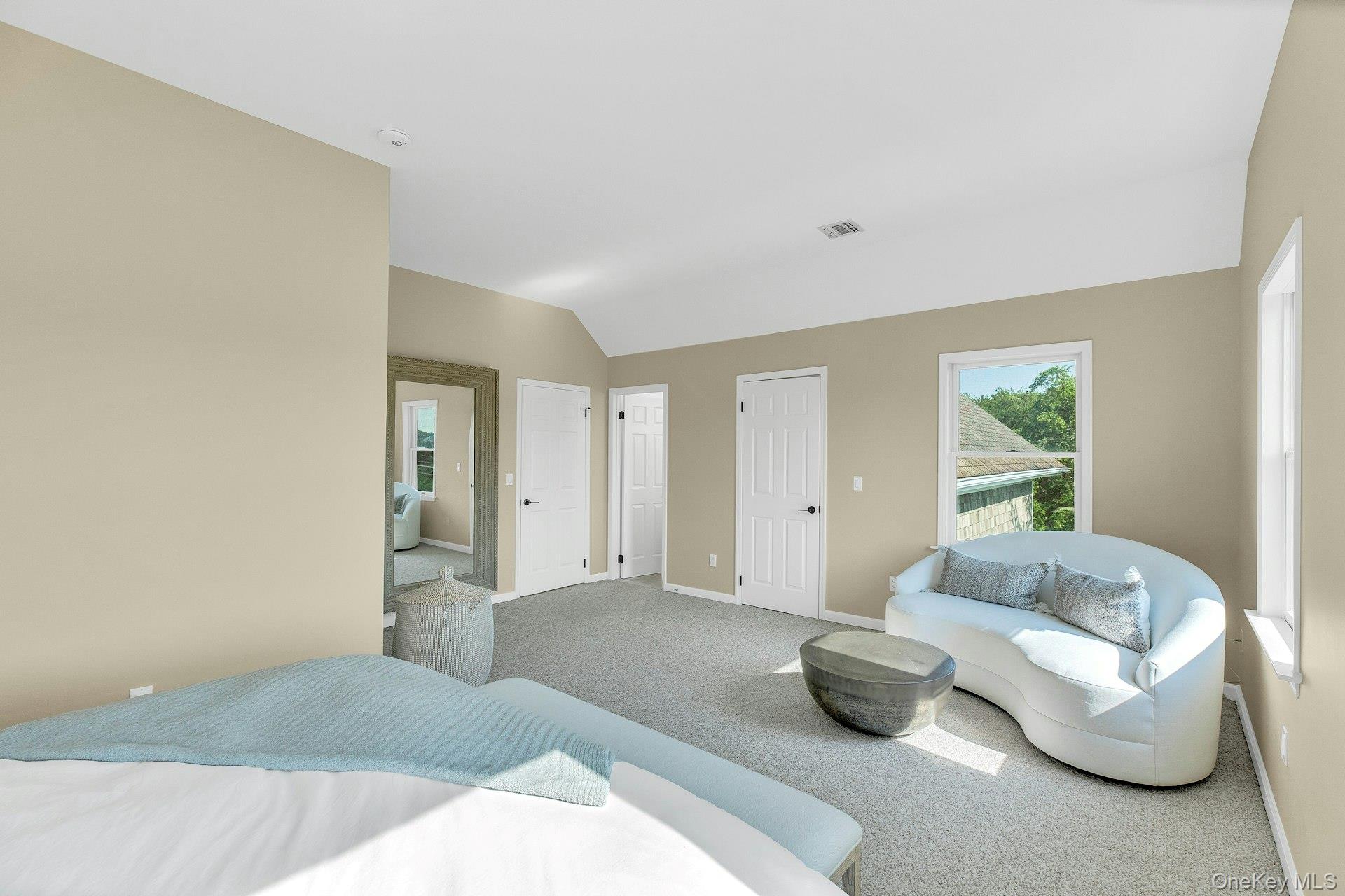 56 S Country Road Property Photo 22