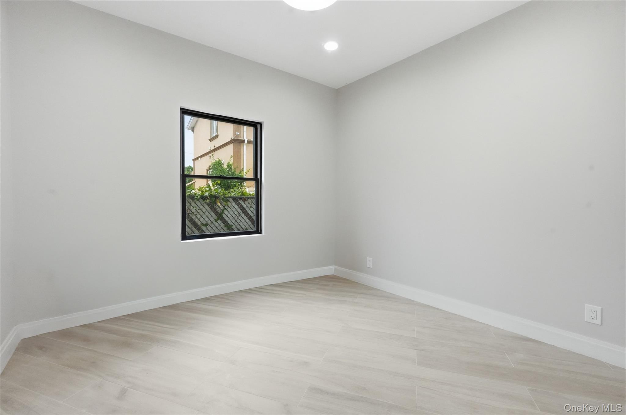23 Doherty Avenue Property Photo 27