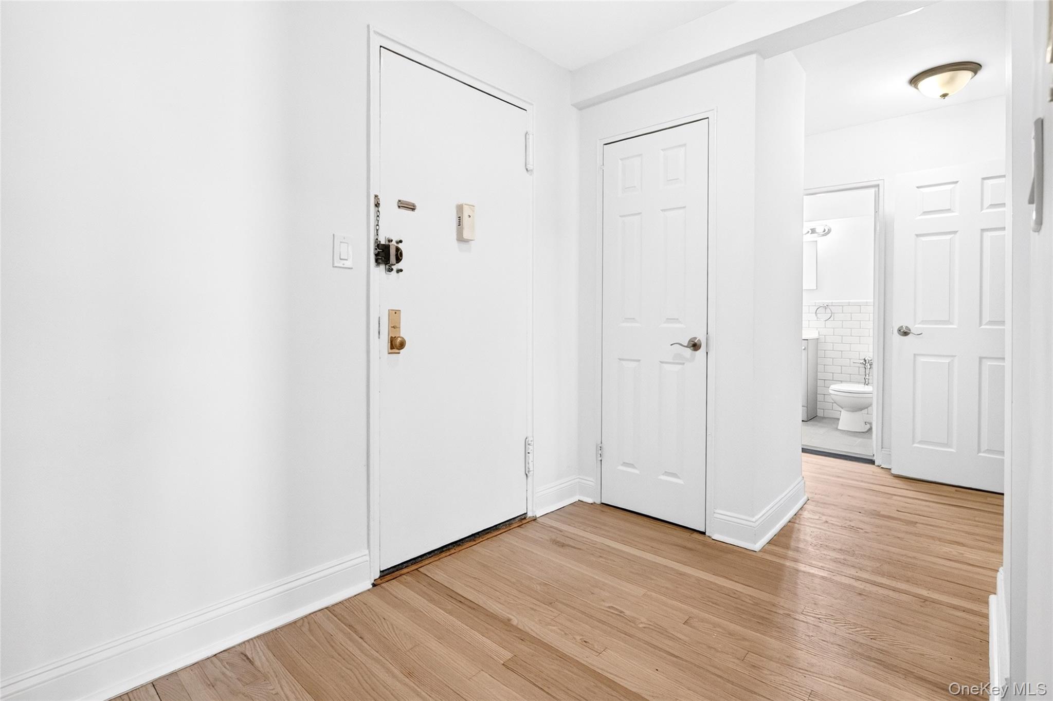 3201 Grand Concourse 6m Property Photo 3