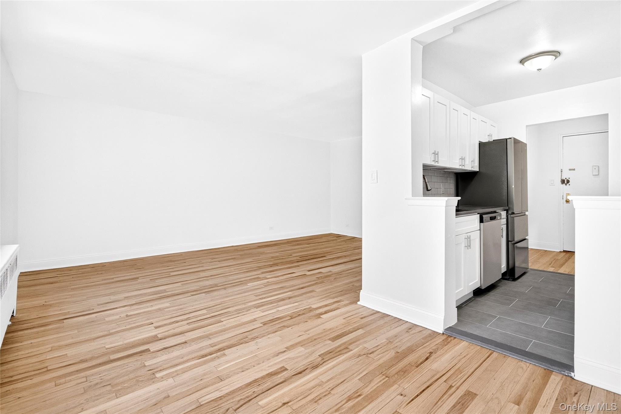 3201 Grand Concourse 6m Property Photo 4