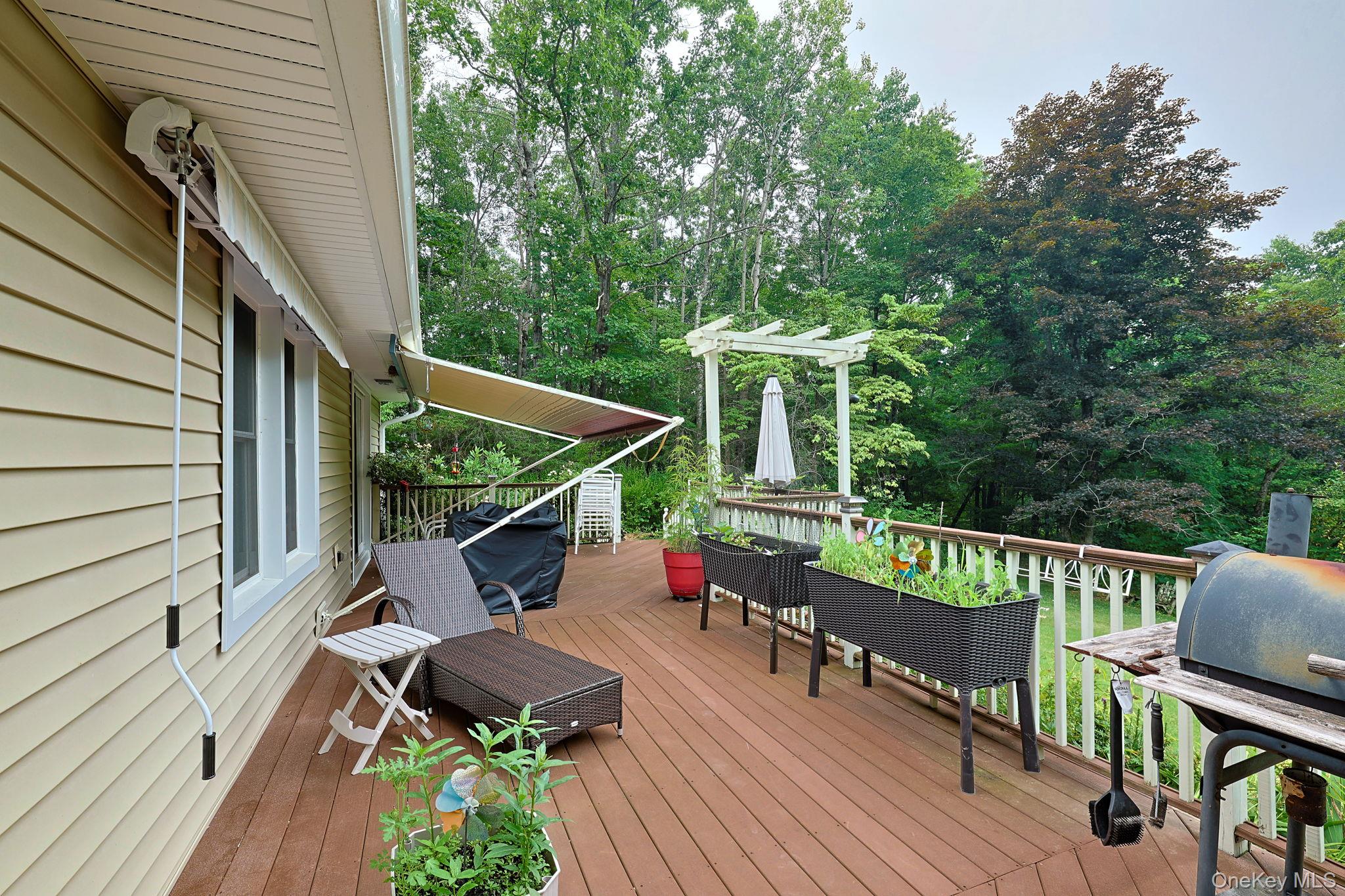 408 Field Road Property Photo 14