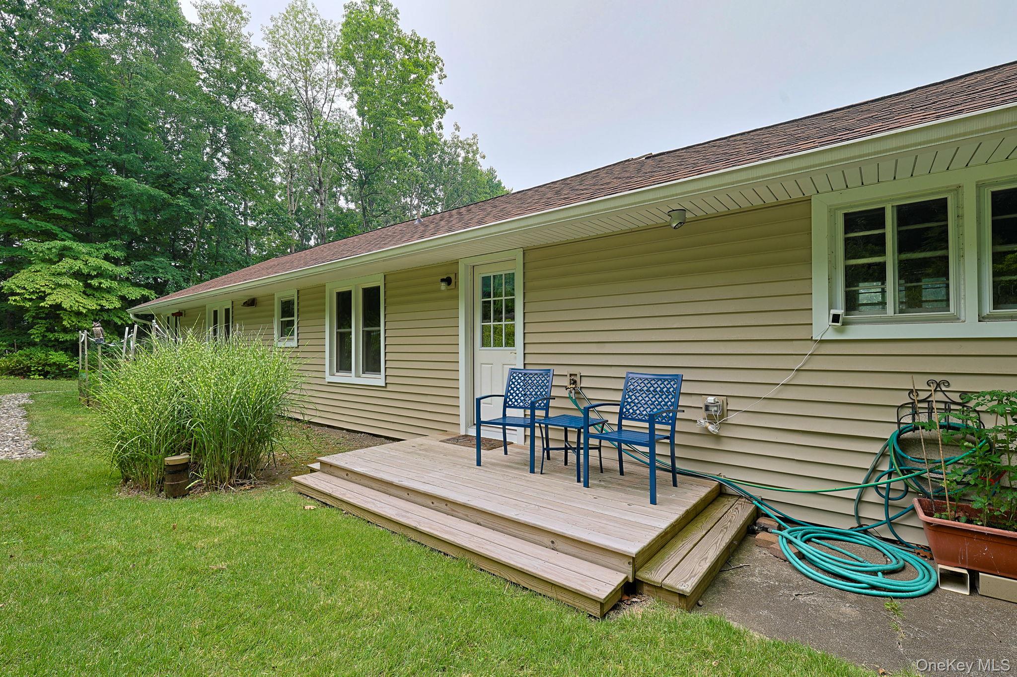 408 Field Road Property Photo 30