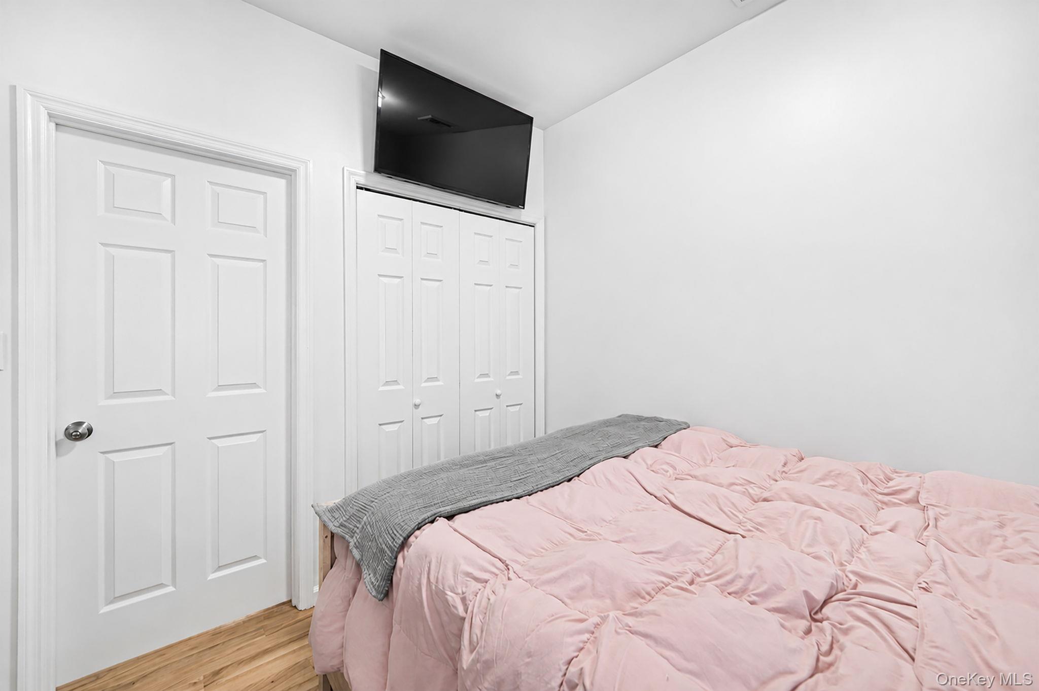86 Eastview Road Property Photo 11