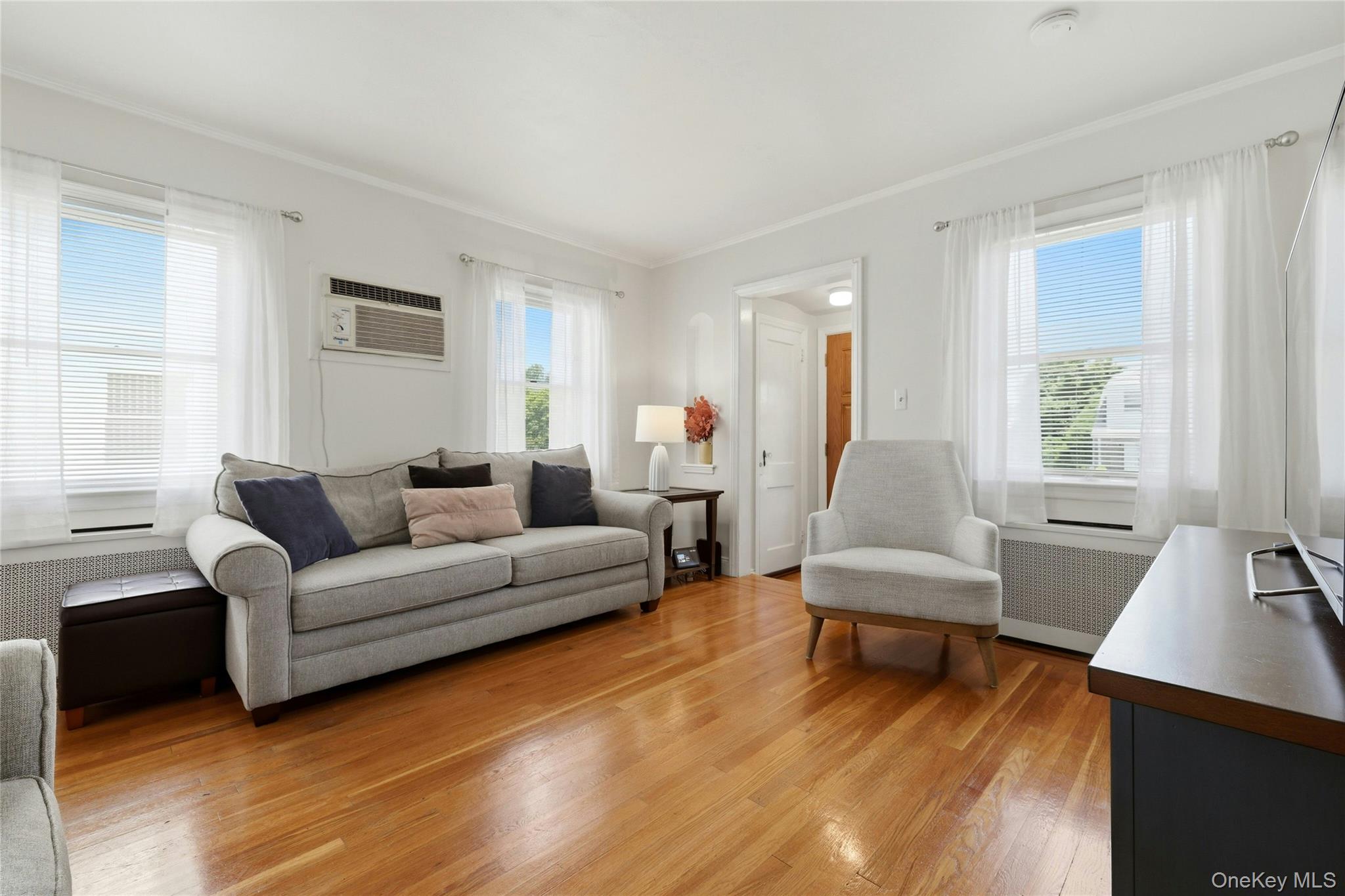 65 Moore Street Property Photo 6