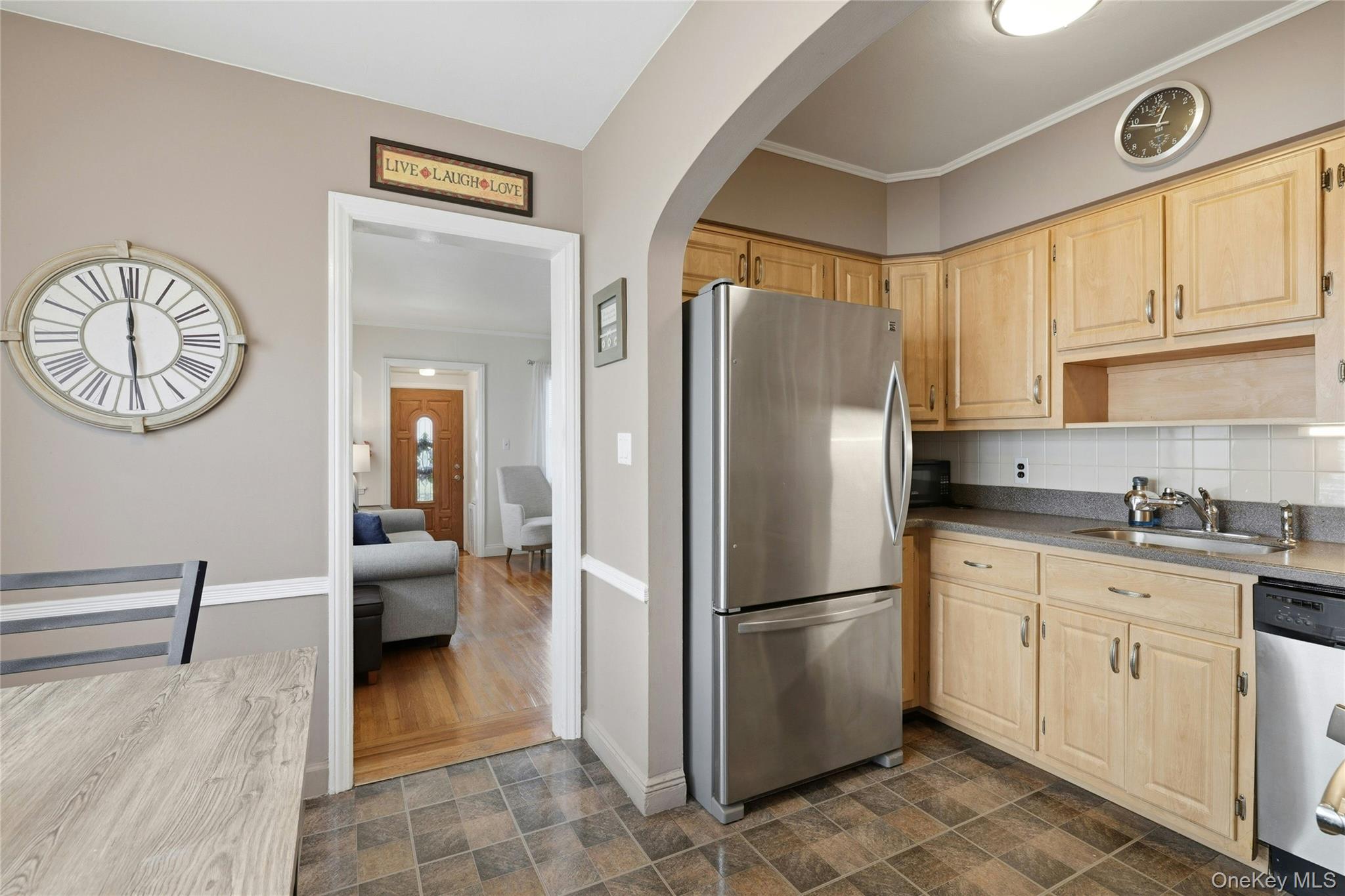 65 Moore Street Property Photo 9