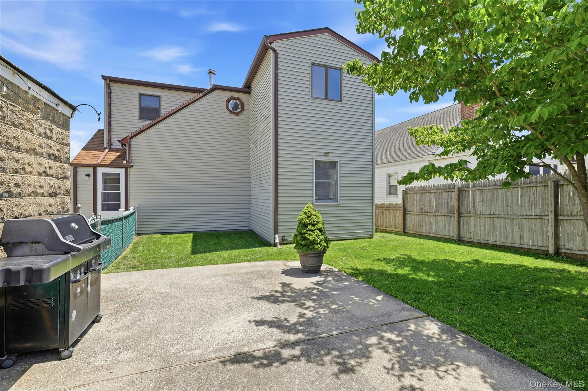 65 Moore Street Property Photo 29