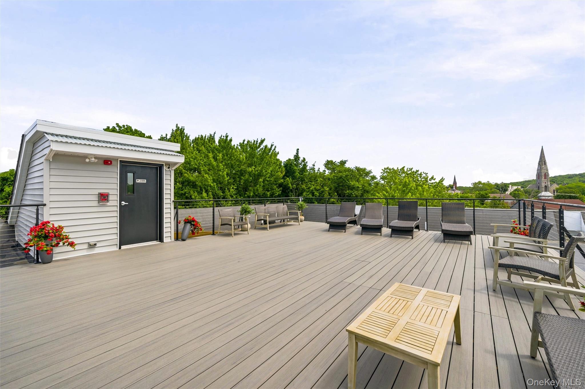 122 Greenwich Avenue Property Photo 15
