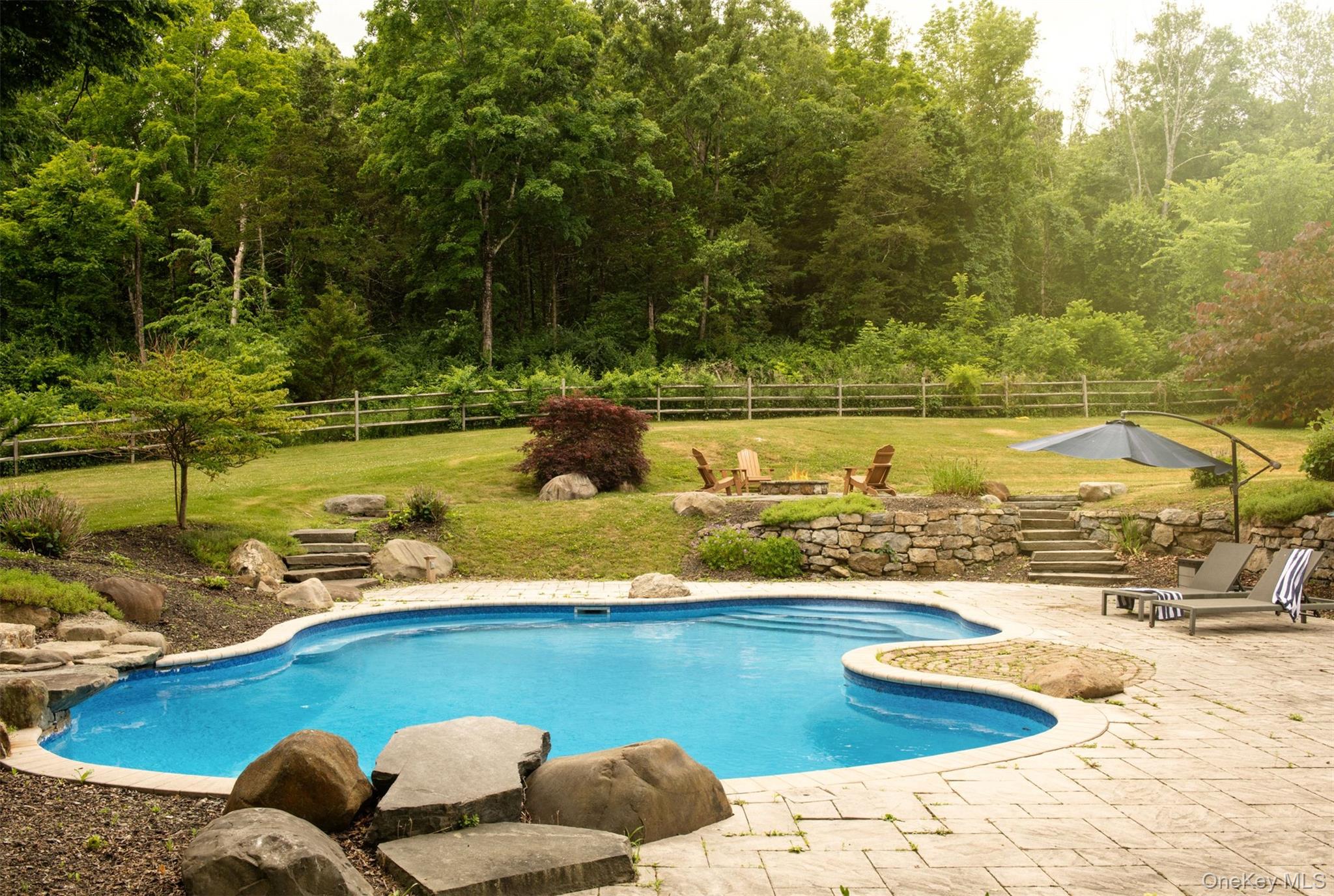 28 Crimson Hill Road Property Photo 2