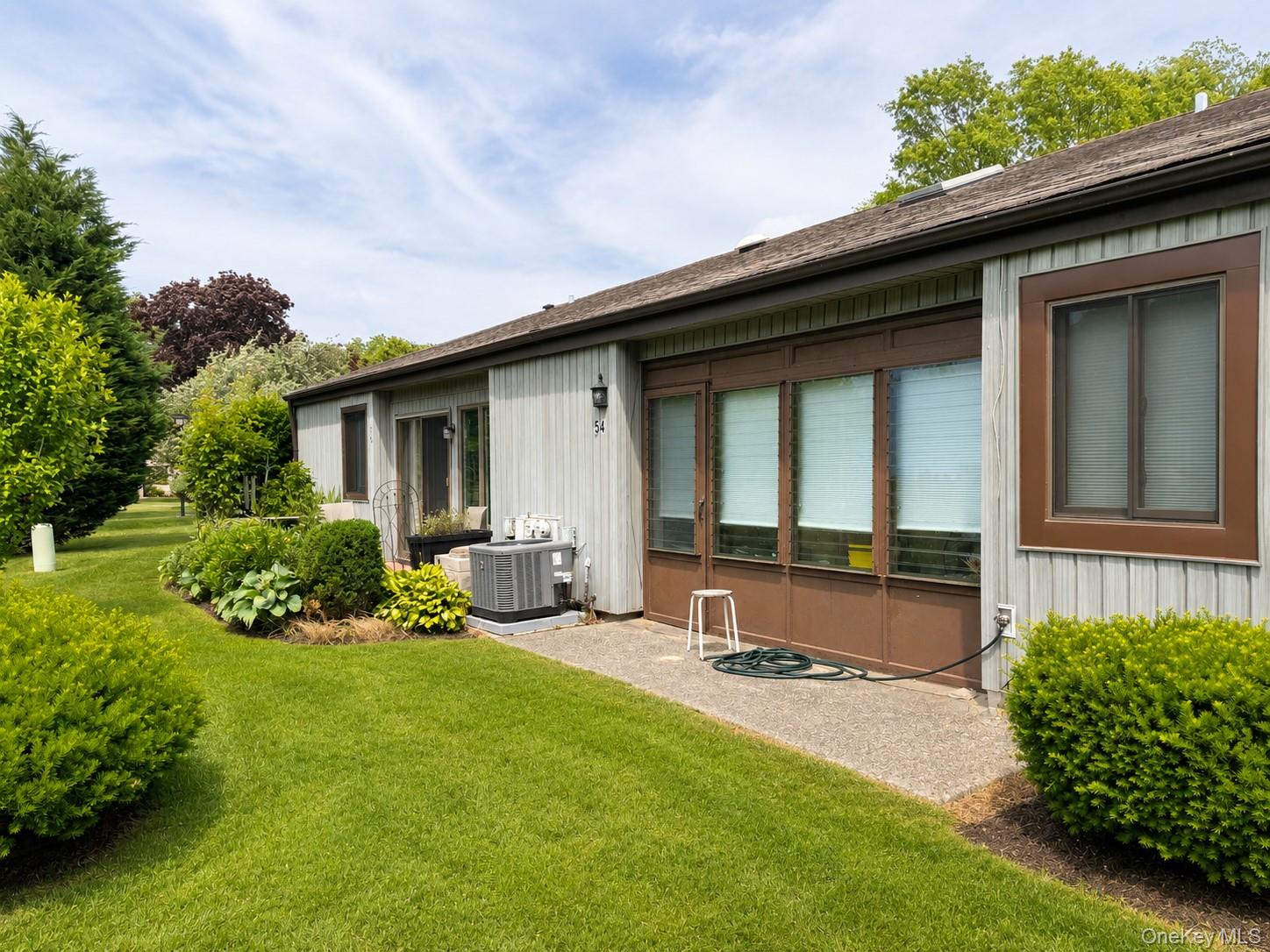 54 Strathmore Gate Drive Property Photo 3