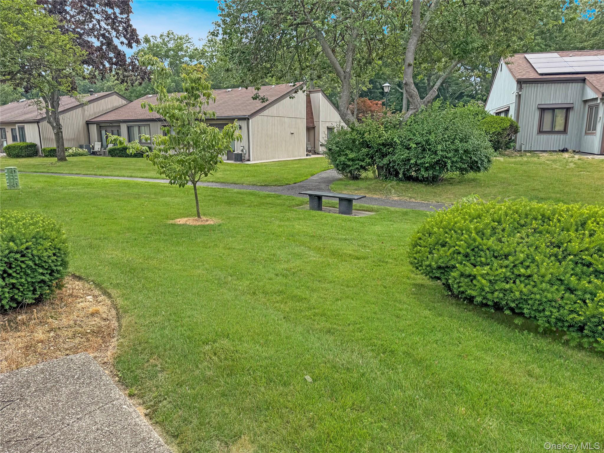 54 Strathmore Gate Drive Property Photo 15