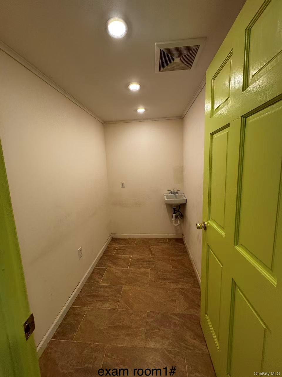 1019767 Property Photo 5