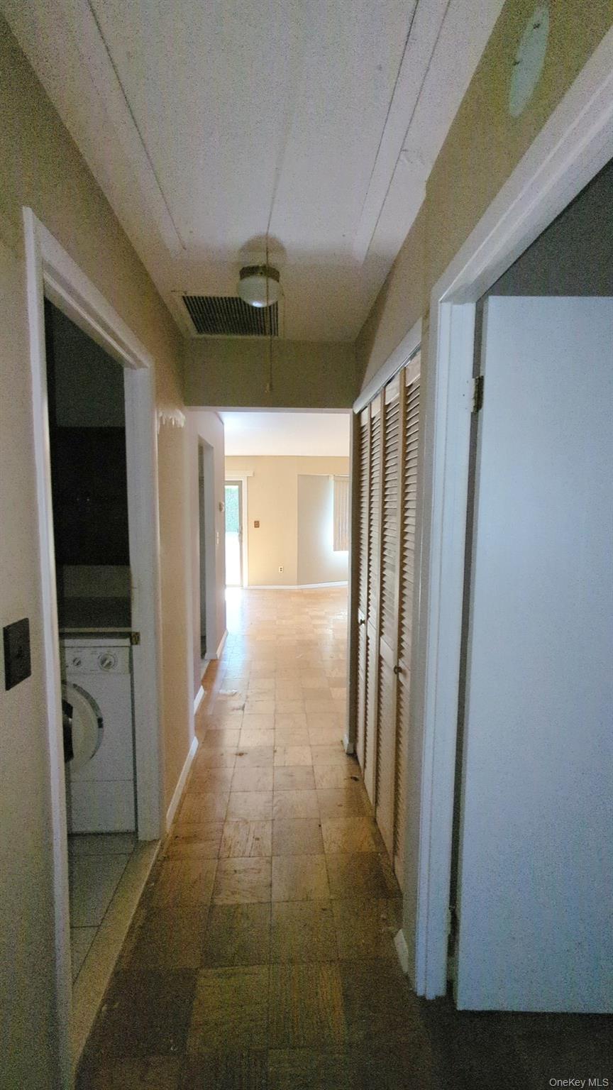 5 Devon Court B Property Photo 15
