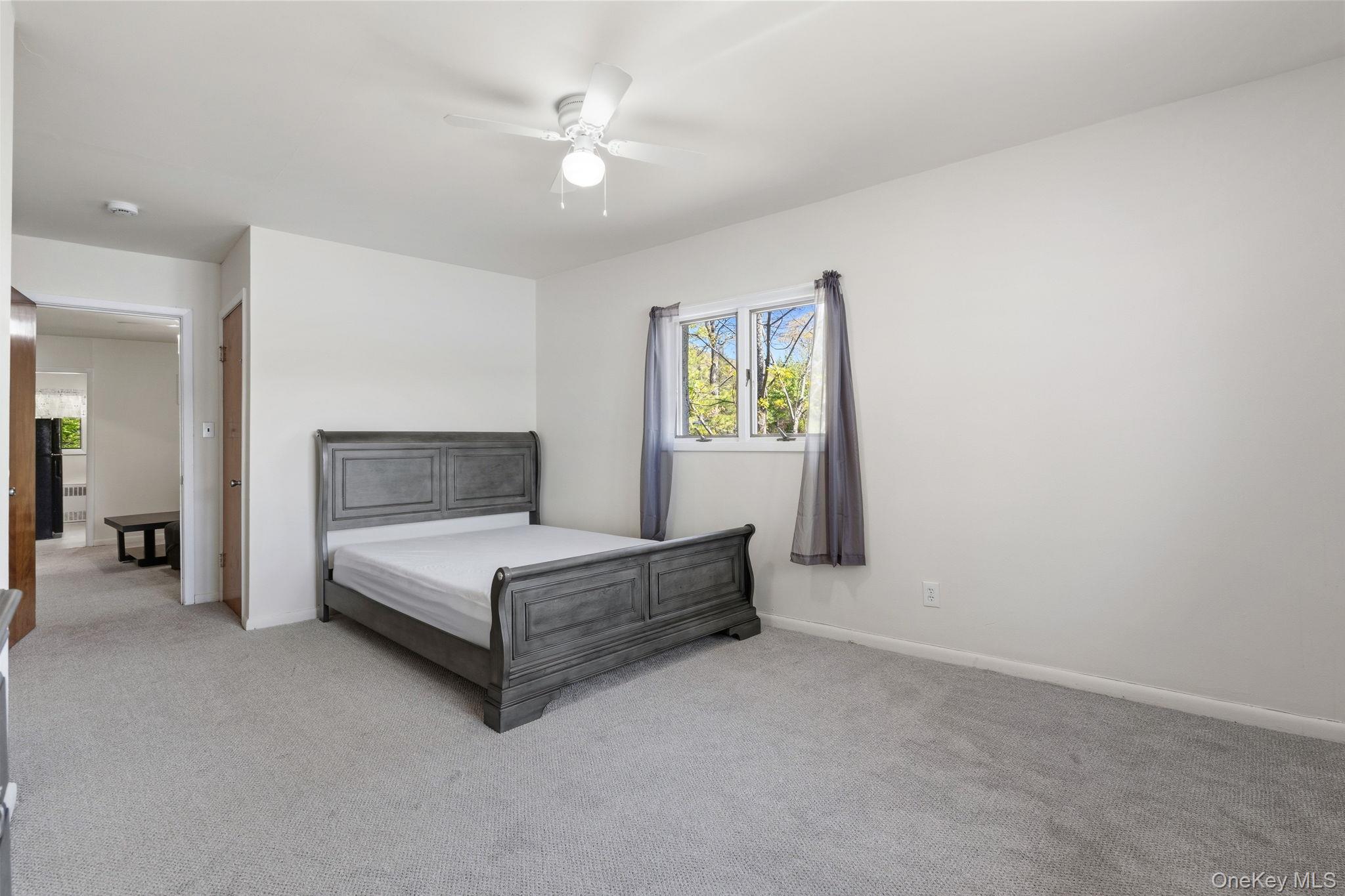 194 Jersey Avenue B Property Photo 11