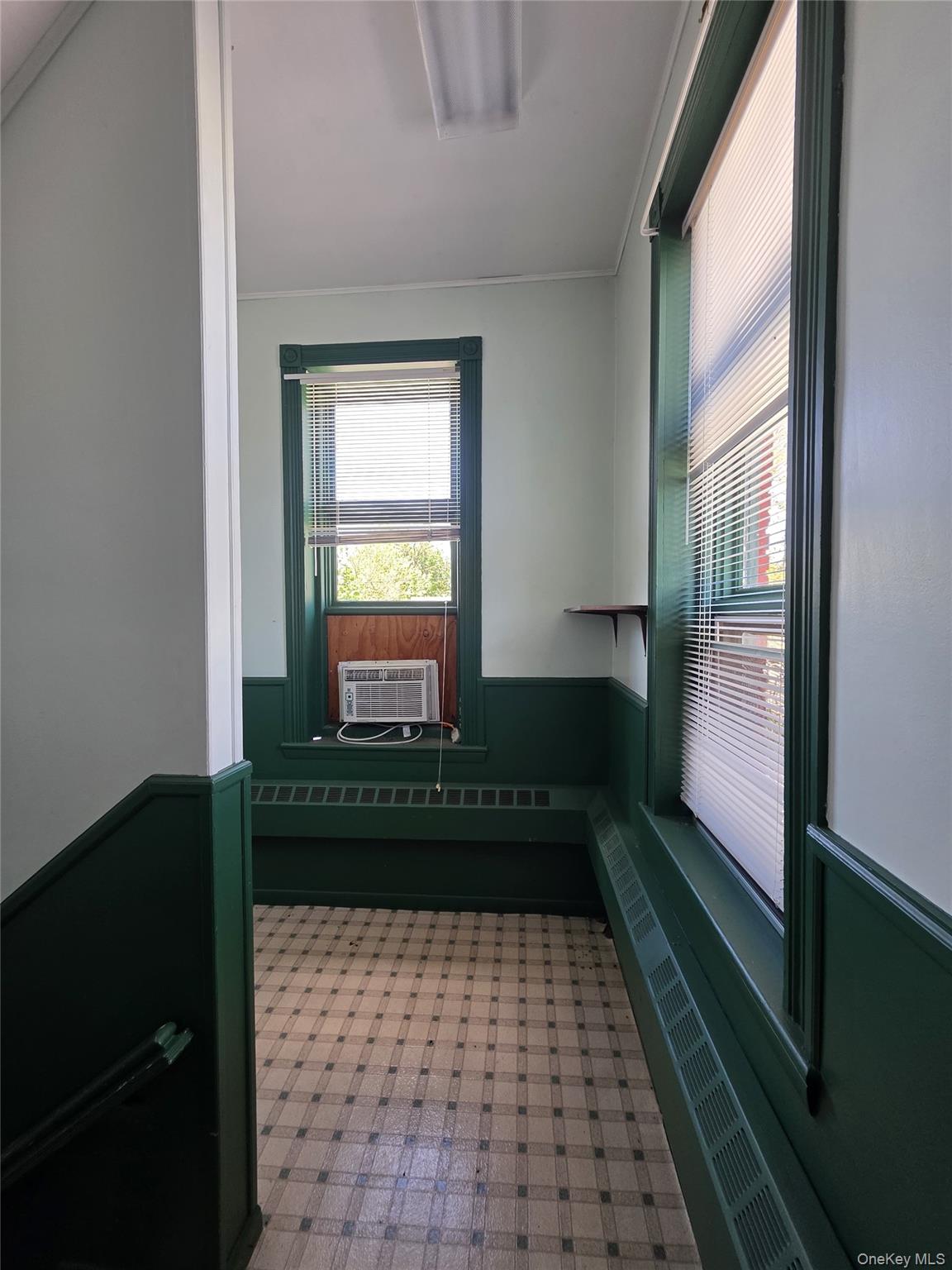 9 Thompson Street Property Photo 18