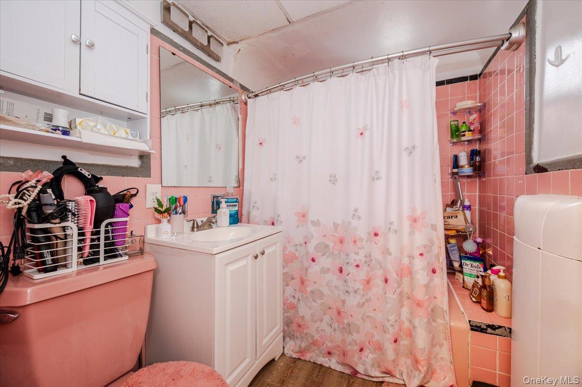 90-25a & Lot 155 Elmhurst Avenue Property Photo 19