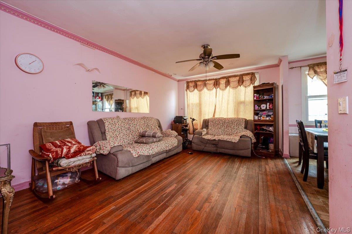 90-25a & Lot 155 Elmhurst Avenue Property Photo 20